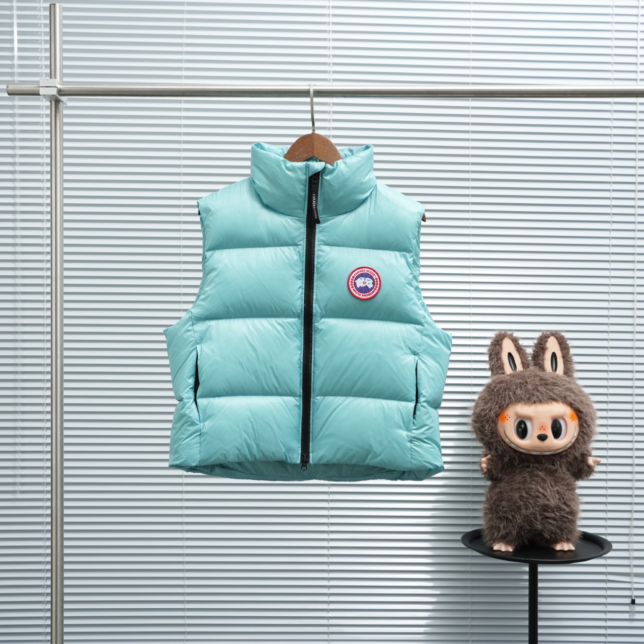 NO:614608,New model 2257 big goose vest Dao Lan, alexander wang19860909上新 新款 2257款大鹅马甲 道兰,,alexander wang,Men's clothing