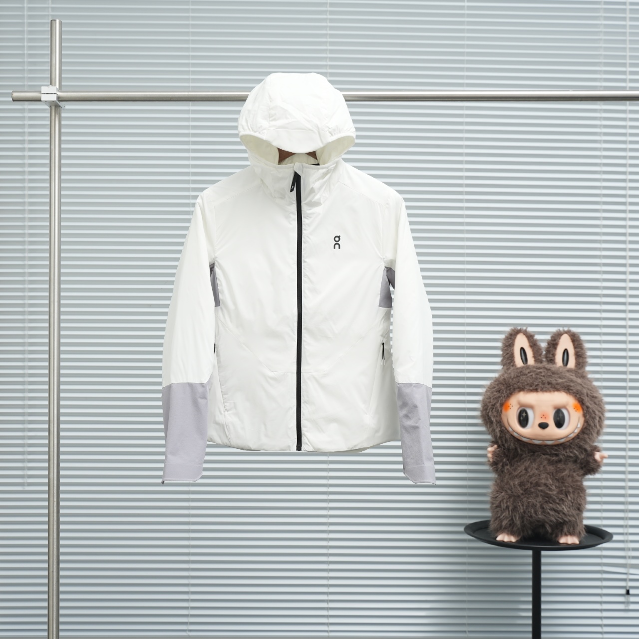 _doz9sENn-Vszl8PFLnEsDczB2V6QuySZlHMGL5g