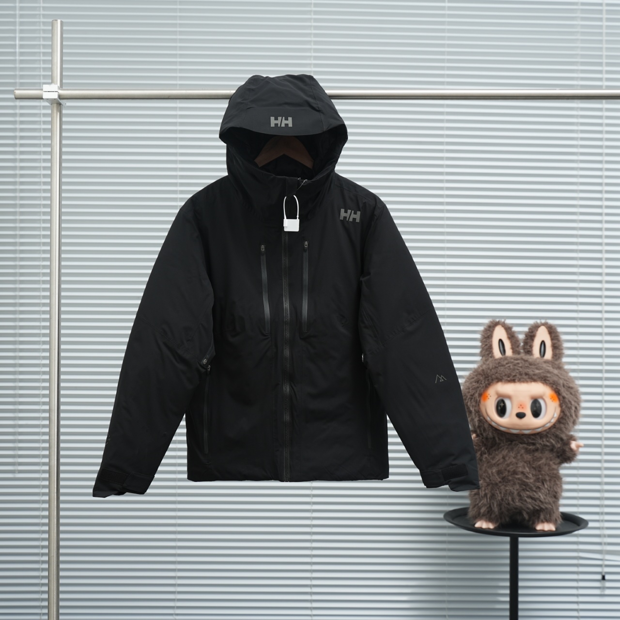 _dum9saFu6zoB_SugIeB3ZRMec1hZsR4BWJX733A