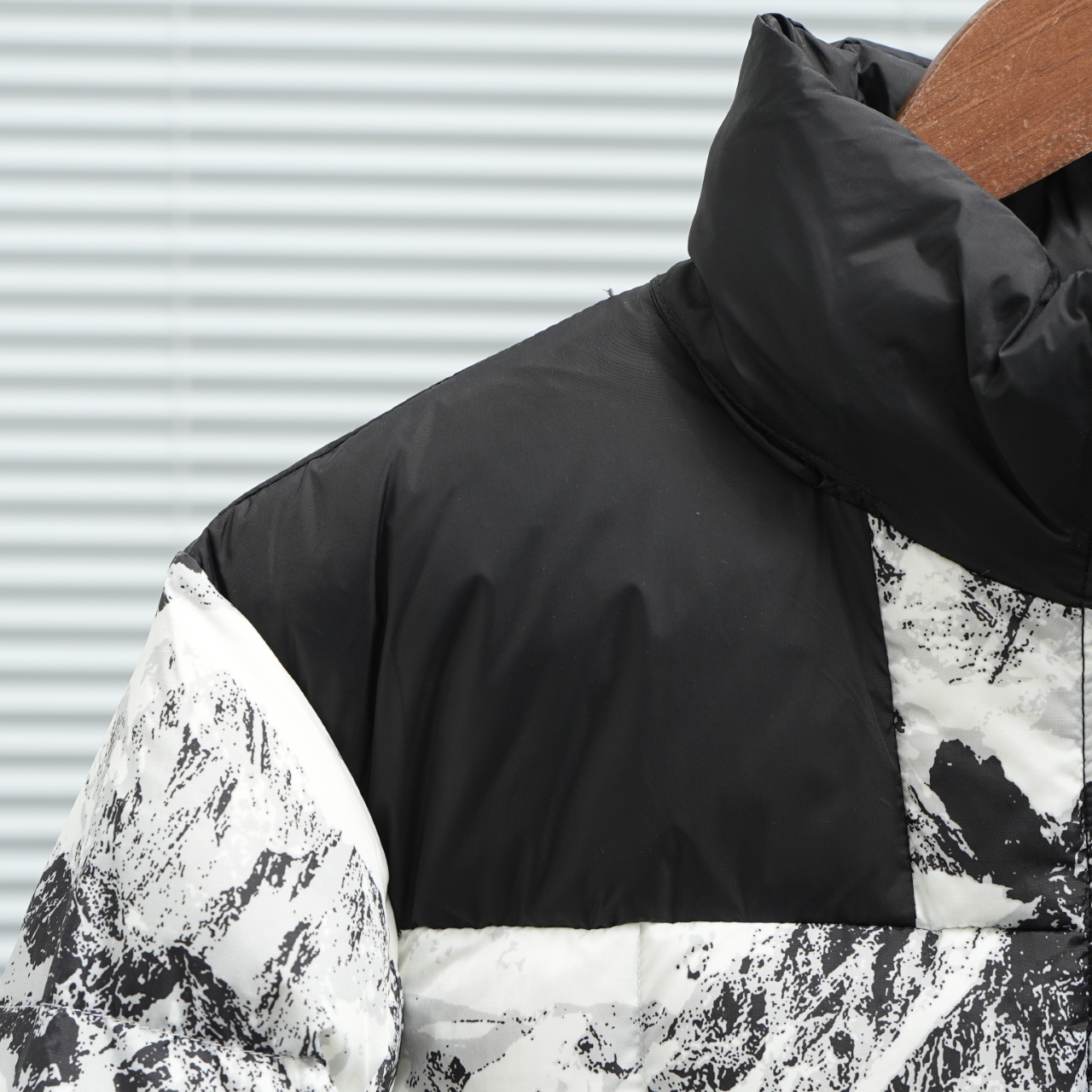 The North Face Snow Mountain 4th Generation Sleeve Patch Padded Jacket 4 windows1761191777184 161041439 1618303978