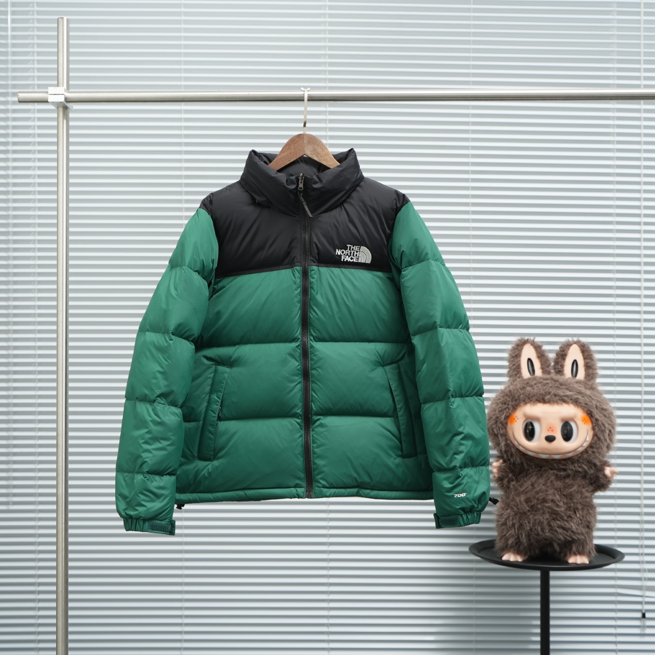 _dx_9s0zHTCpC6rSPbr_dvcQuVNr-ekGrG5fE5lw