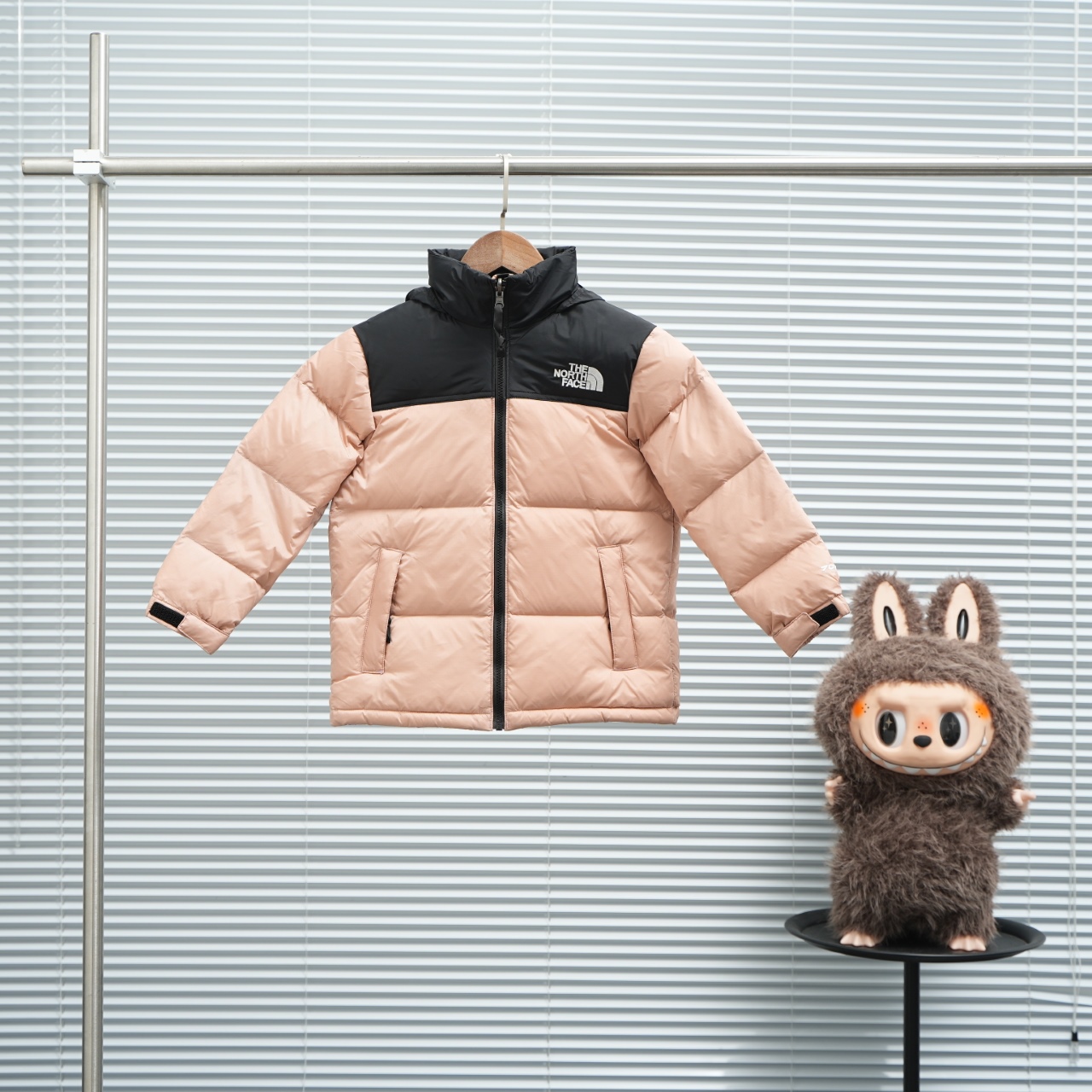 _dvB9sRYqC3tY0FodA8qk11uXEXREIiWYIBuzs5g