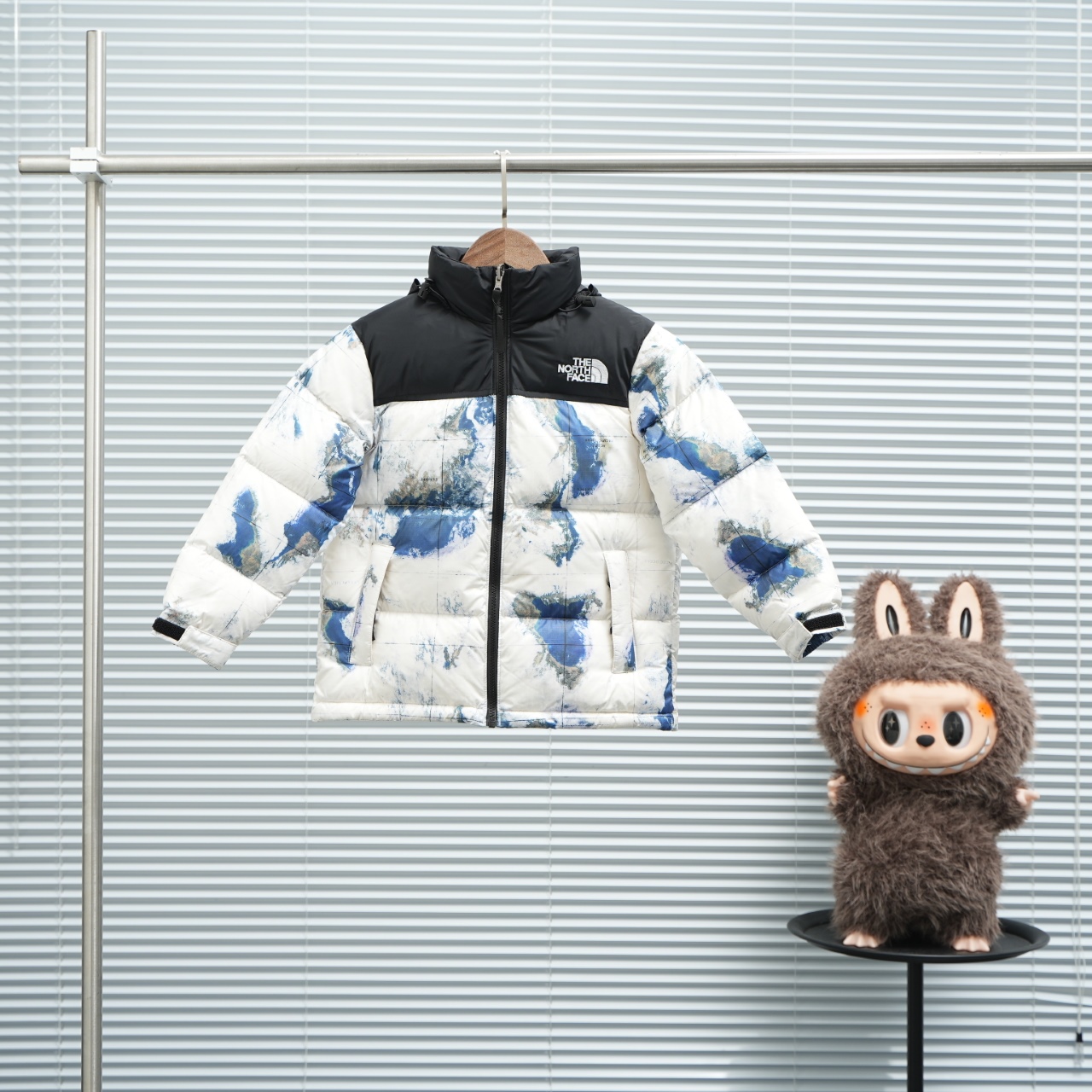 _dcJ9sLKJeo7-H9rfhWC0cDAOMolGzOUbya-D43w