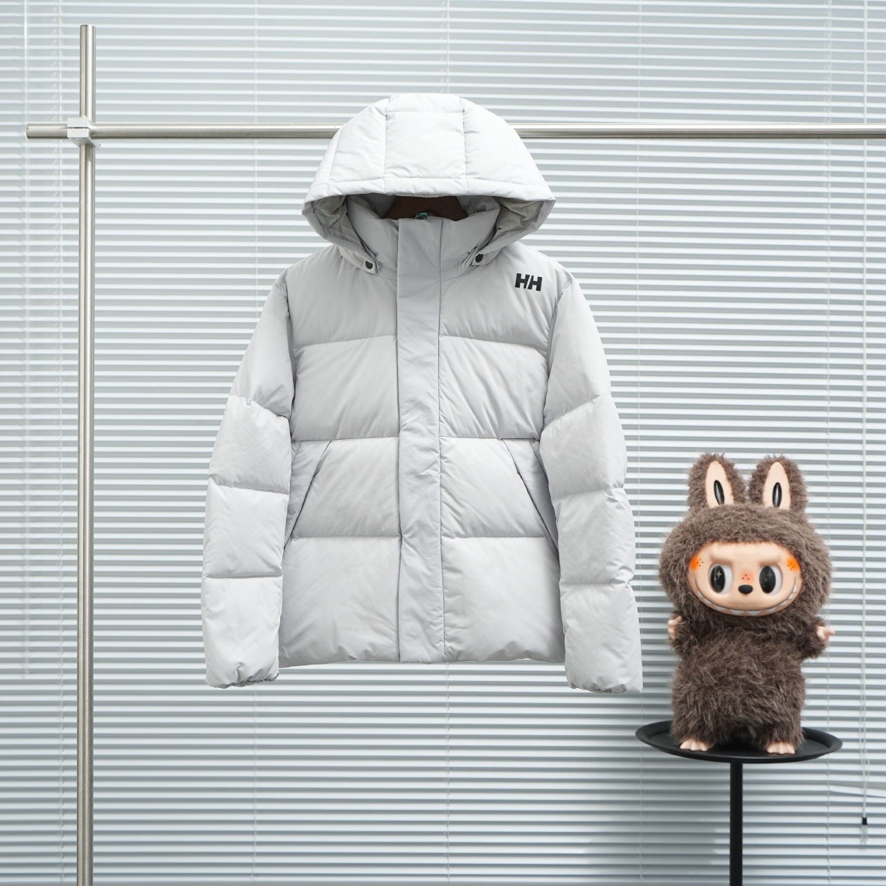 _dzr9sfto0TLJtpebgn7V1bQspfW9DstjQGDkrVg