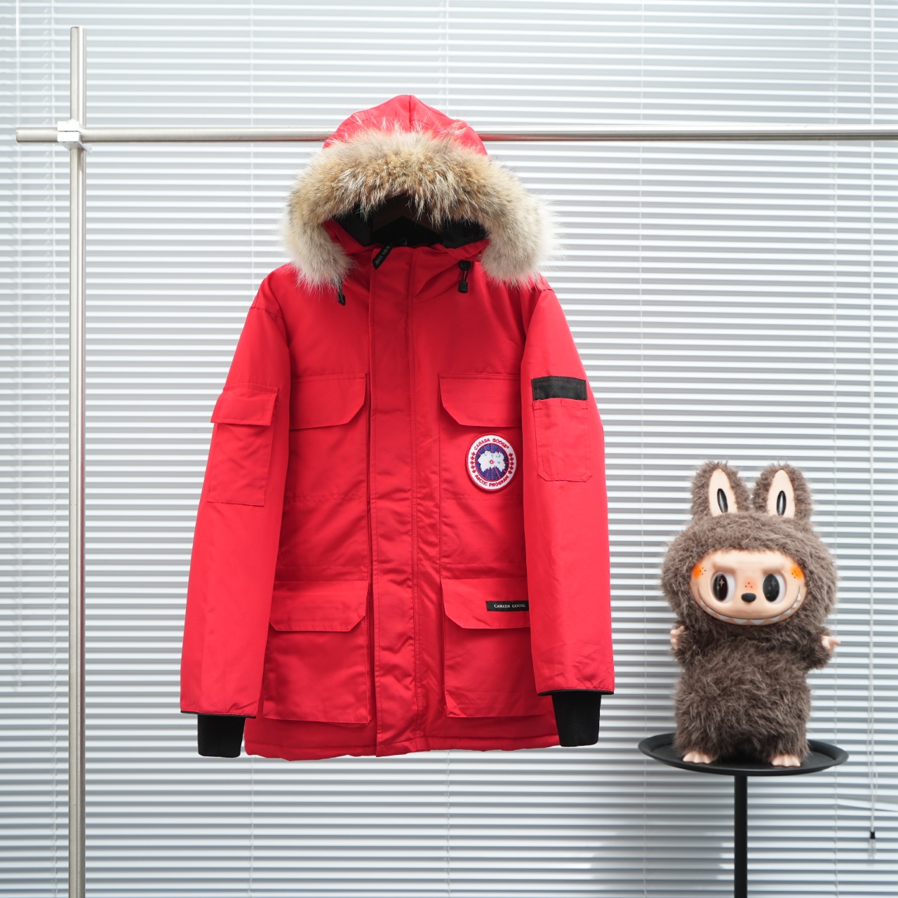 _dla9sqnffF6_ol9wjE4vD7wI26vUUyUpNR72mPA