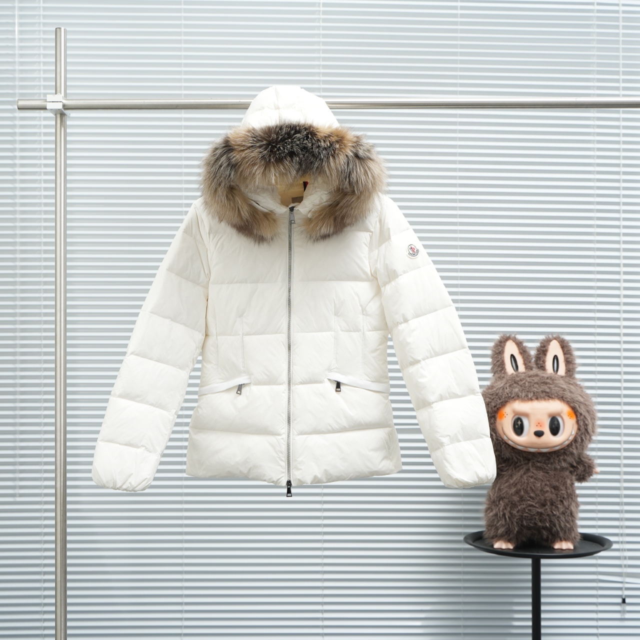 _dl29sg3zzuDxCTOz4u5UPP-mEiHraI9MJfrryrA