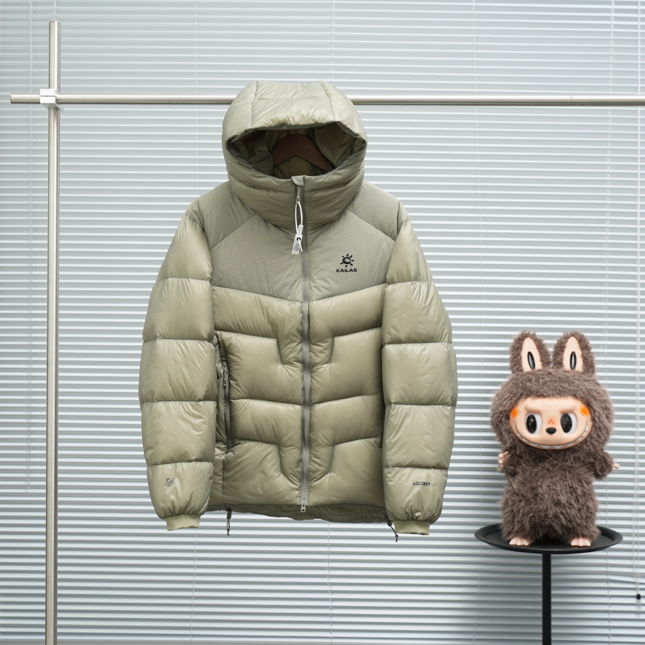 _dIe9s6uz2l1gHiB8Jj3WInUQDltwvrlhL6RyEsw