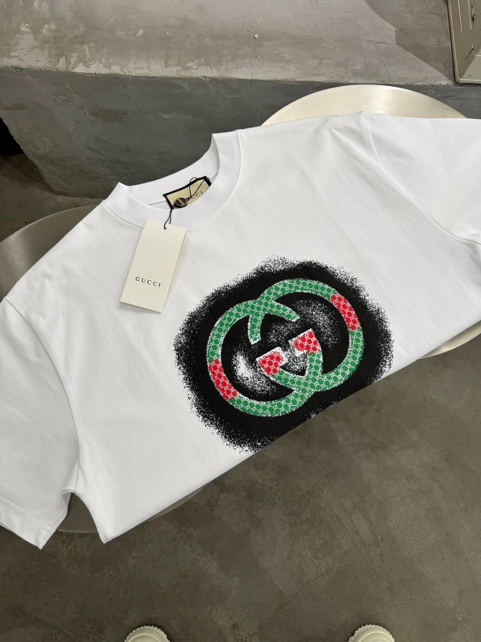 Gucci✨ 2024 pre-primavera nueva camiseta de cuello redondo de manga corta con espuma de gamuza, algodón puro 280g, unis…