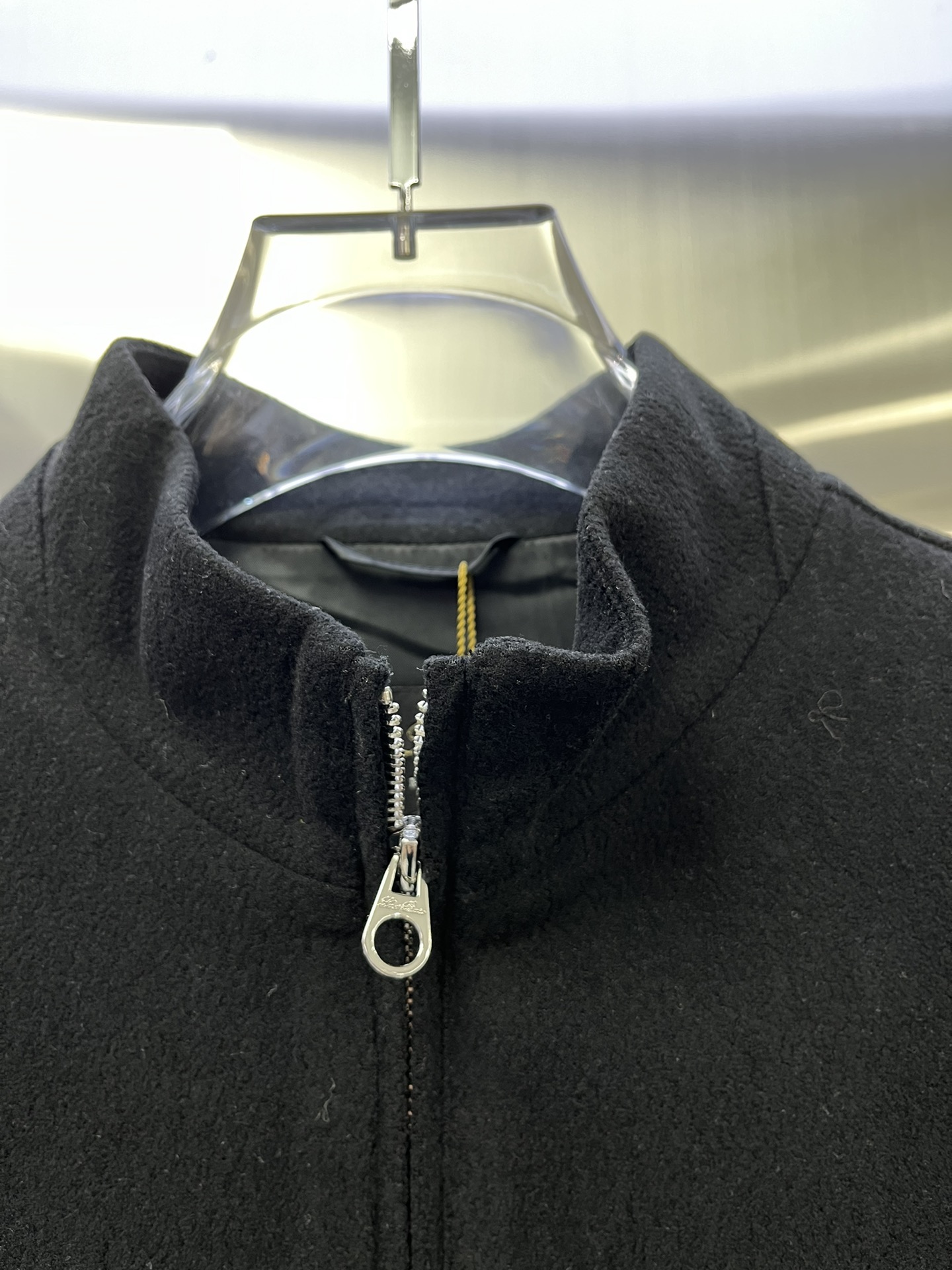 “Custom Fabric Jacket with Clean Cut Design, Soft Texture, High Quality Materials in Black, Blue, Almond – Sizes 48-56” - 图片 5