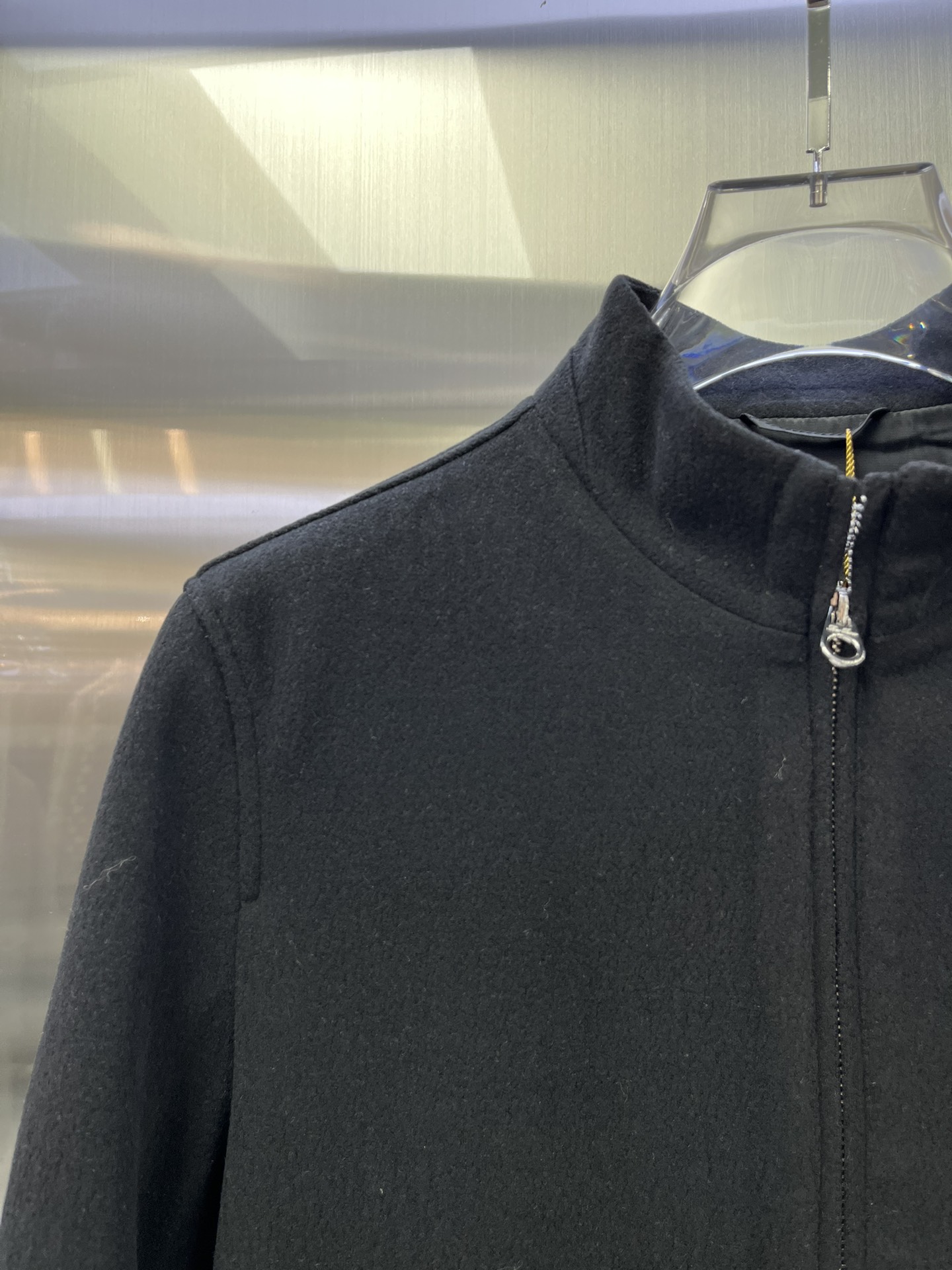 “Custom Fabric Jacket with Clean Cut Design, Soft Texture, High Quality Materials in Black, Blue, Almond – Sizes 48-56” - 图片 4