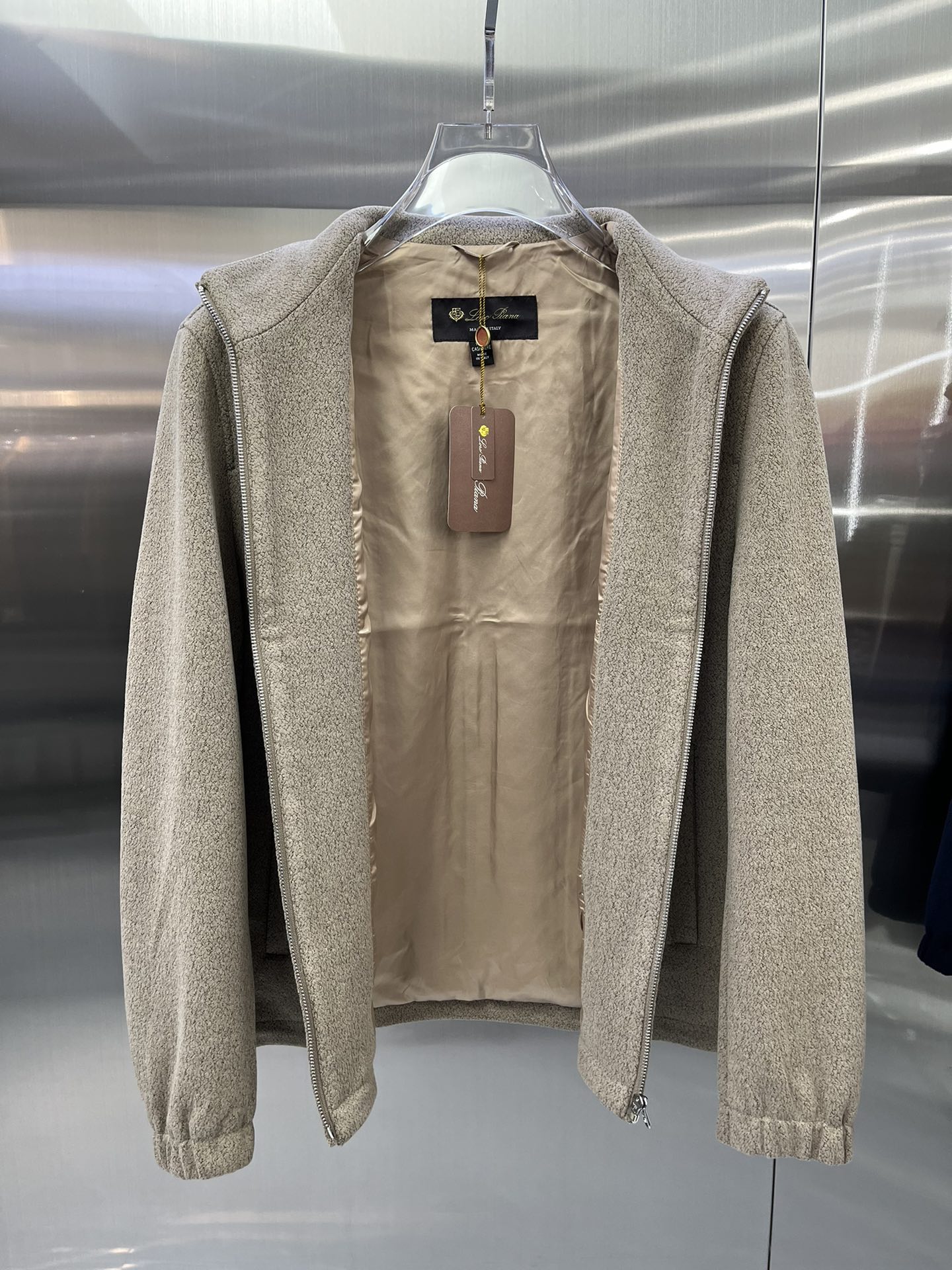 “High-End Custom Fabric Jacket with Clean Cut and Stereotyped Design in Black, Blue, Almond – Sizes 48-56” - 图片 7