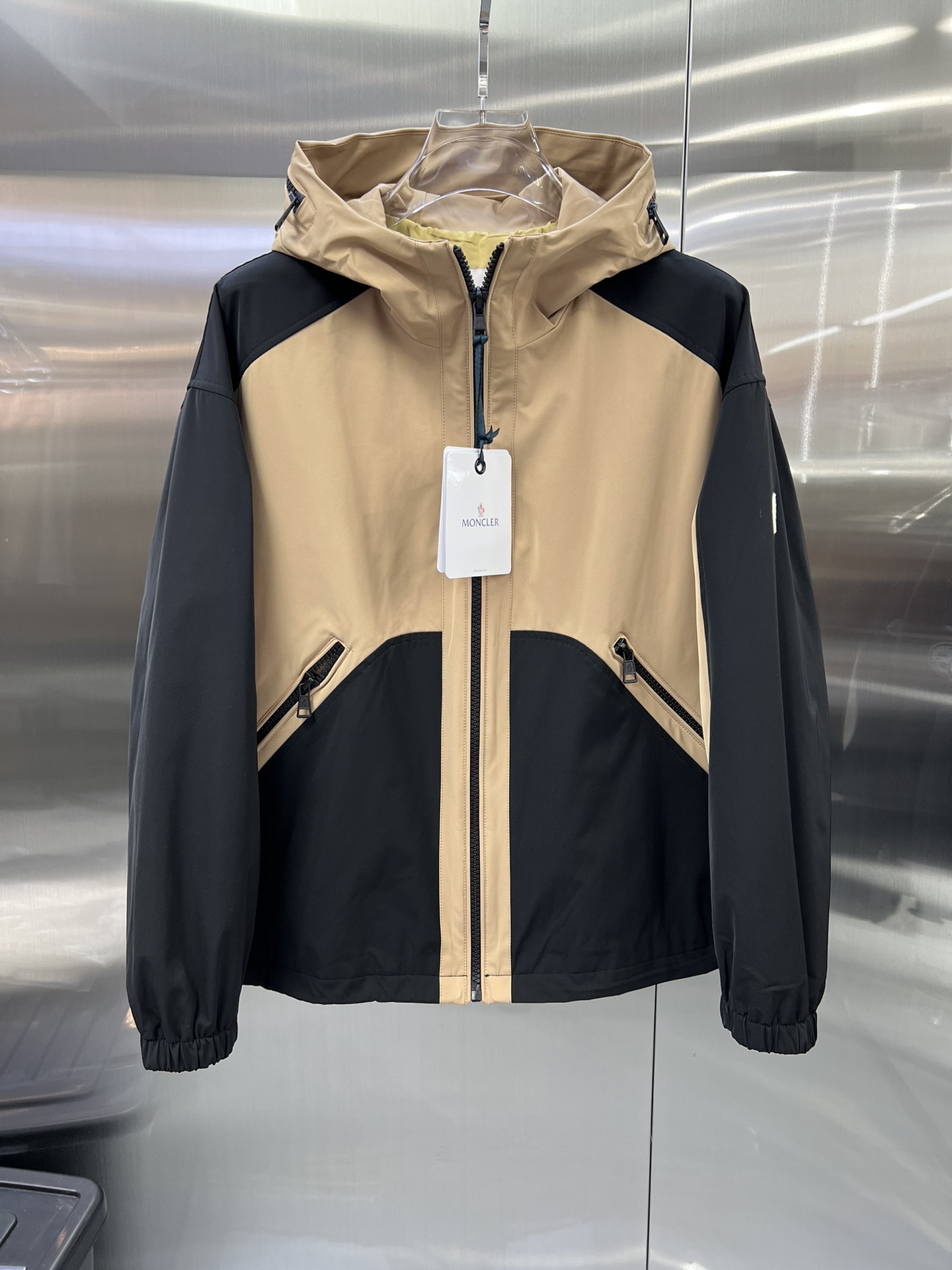Moncler Jacket 07939