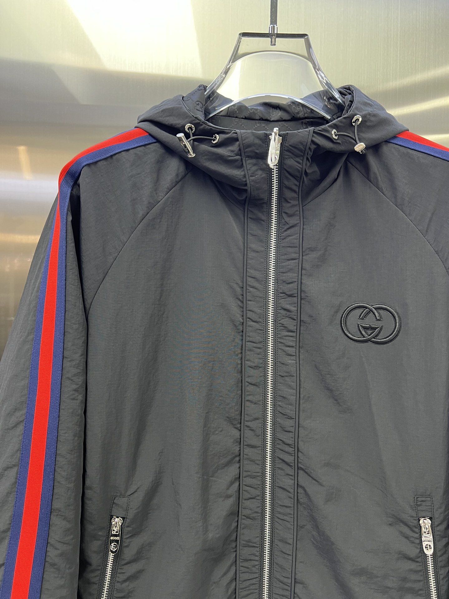 Gucci Men's Double-Faced Jacket - Iconic Design, Premium Quality 4 i1754884153 2280 4