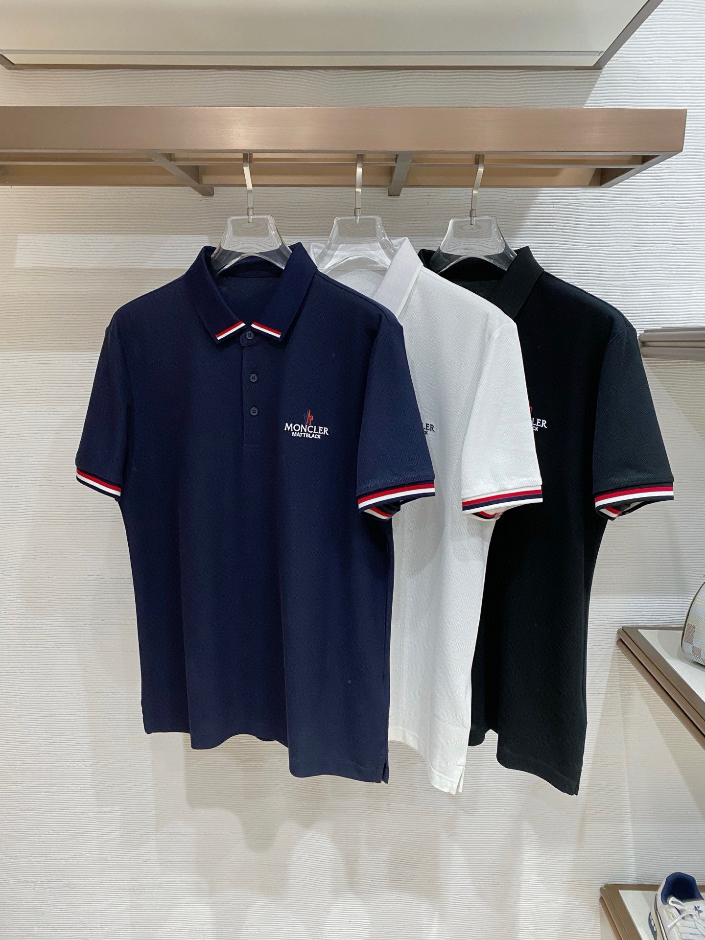 . 627339_280 627339_280