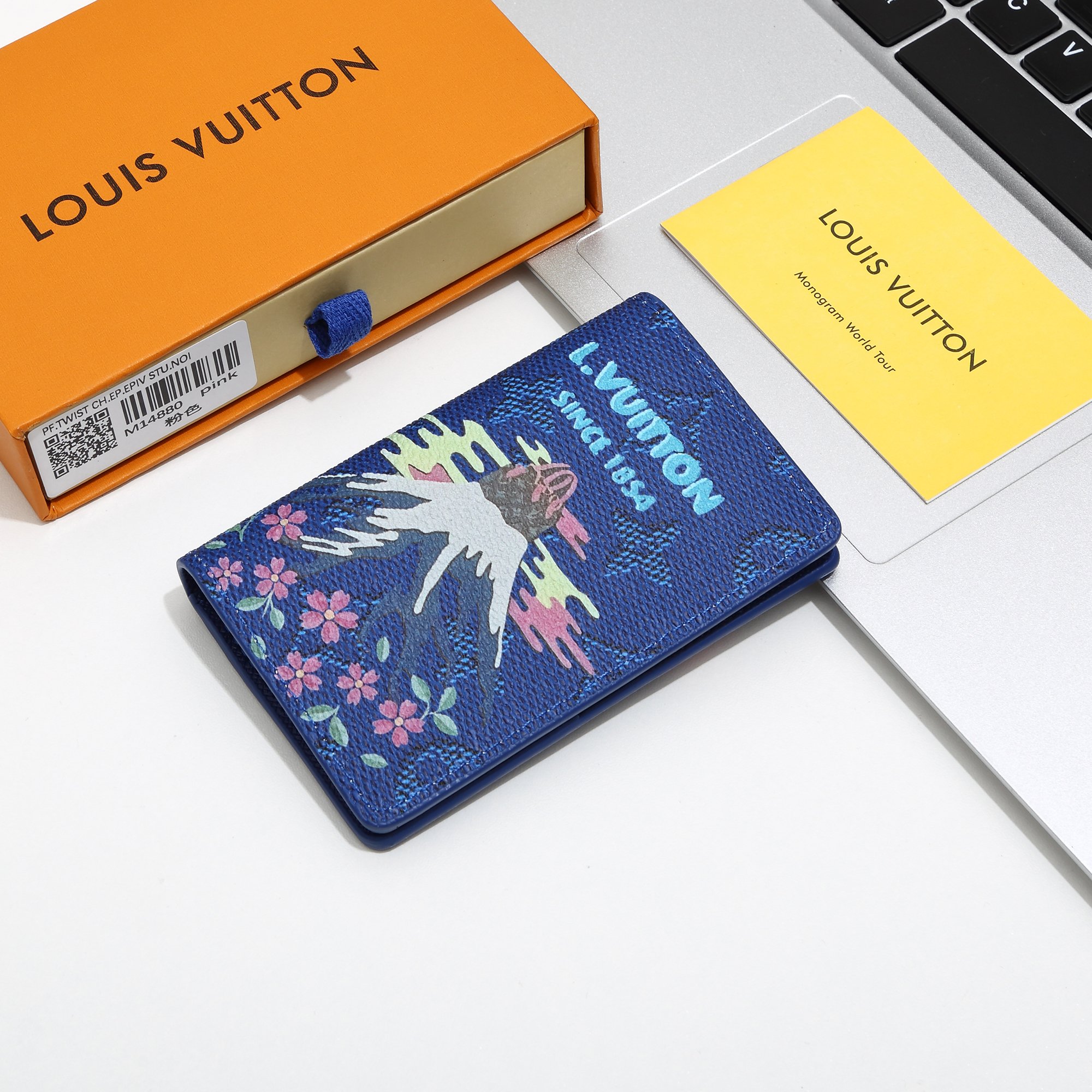 品牌：LV
货号：M14880卡包
颜色：浅蓝 白色 粉色 天蓝 橙色 绿色 绿印车
