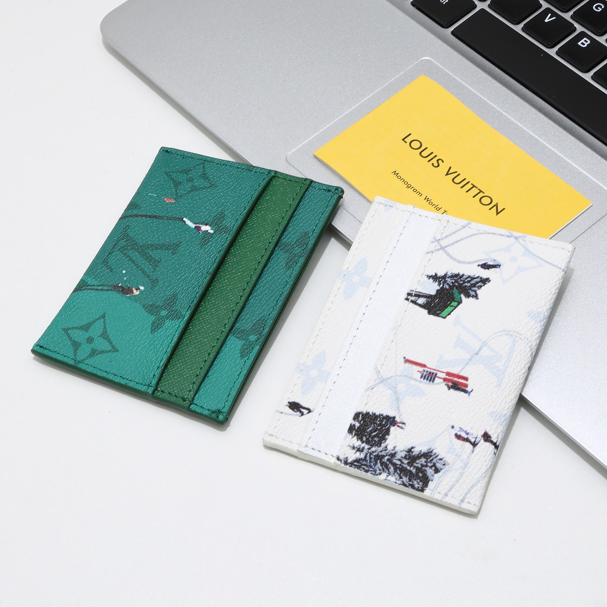 品牌：LV
货号：M14863
颜色：橙色 兰色 白色 绿色