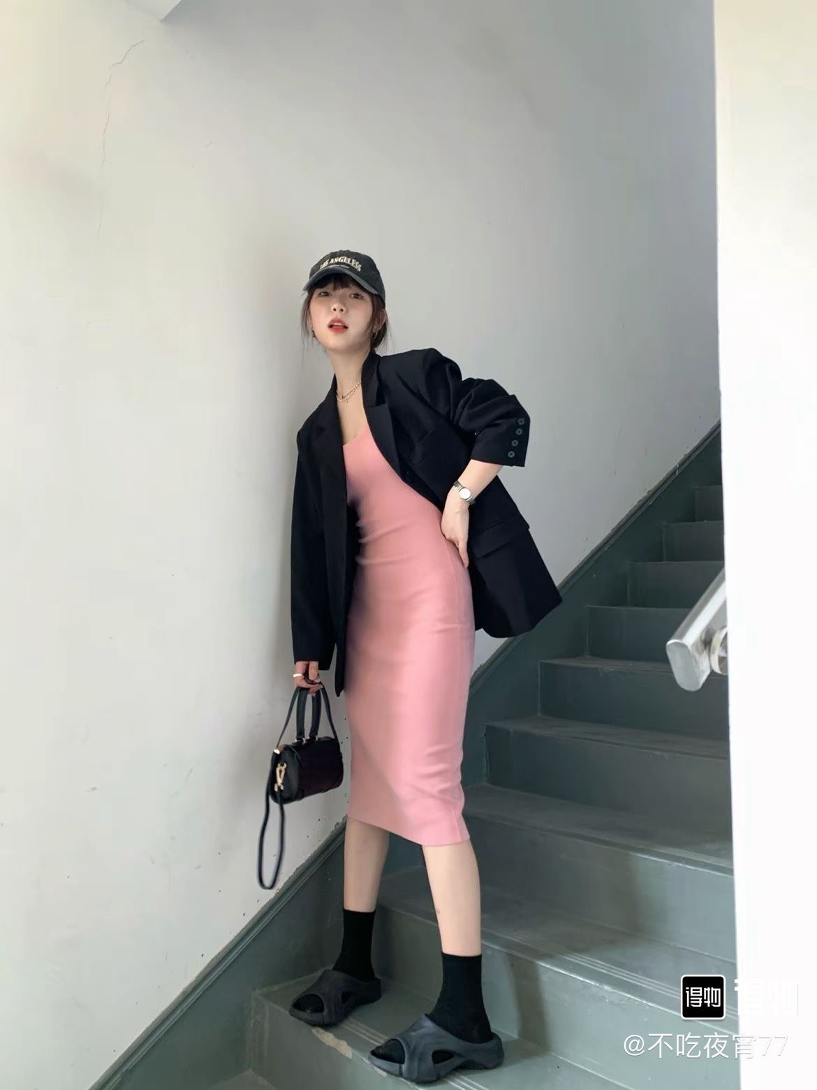 NO:344856,It's too cool to wear it!  It's so convenient to travel at home,19860909穿它也太凉爽了吧！居家休闲,出行都好方便呀,,Men's shoes