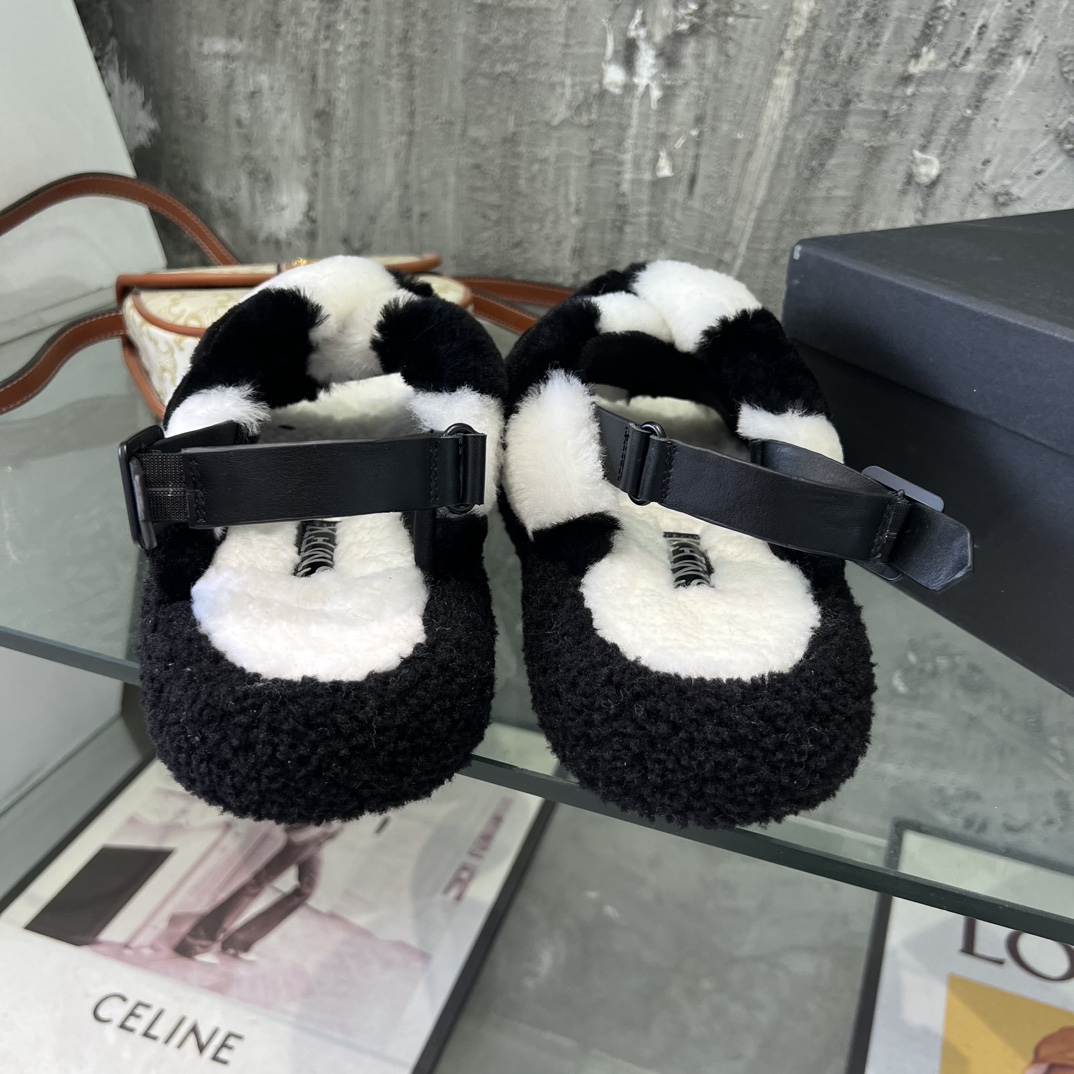 650 SFK, FURRY SANDALS WITH SOCKS AND CUTE, STYLISH DESIGNS. IT DOESN’T MAKE ANY MISTAKES - 图片 8