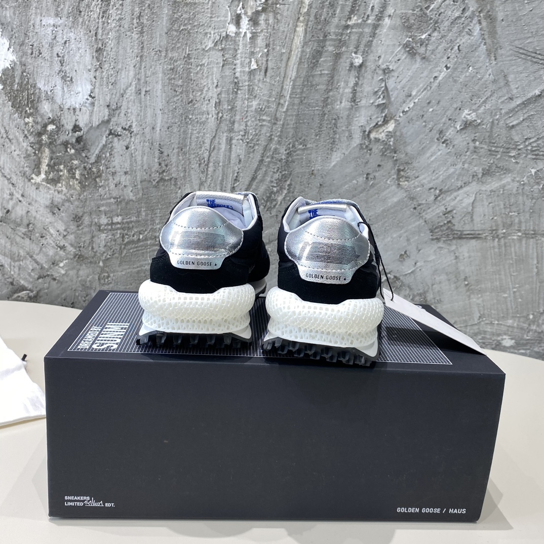 Golden Goose Recreational Sneakers: Comfortable, Light, and Stylish Options for Every Step - 图片 4