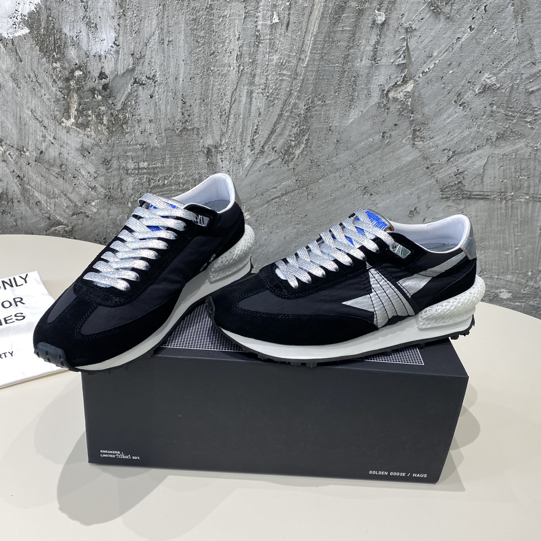 Golden Goose Recreational Sneakers: Comfortable, Light, and Stylish Options for Every Step