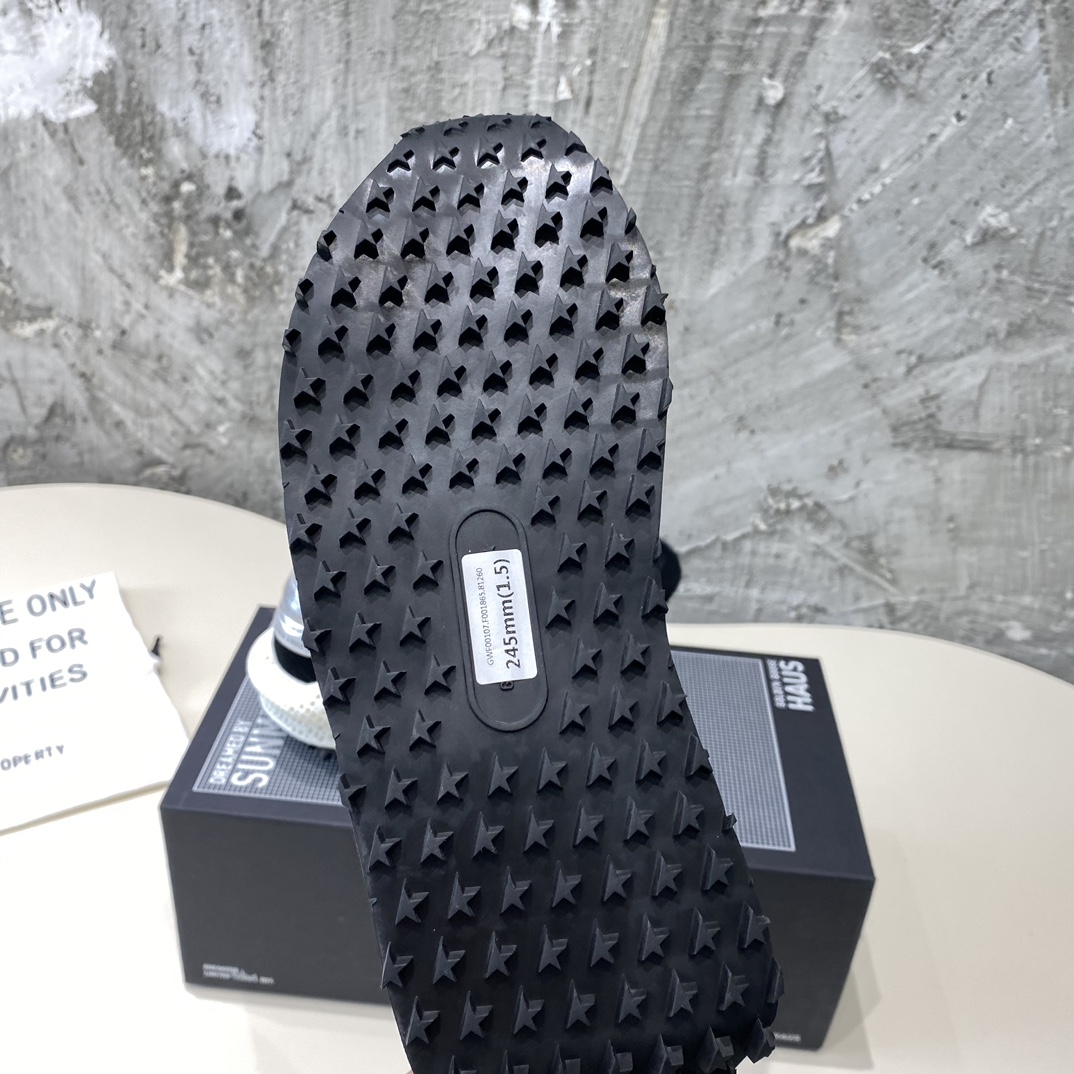 Golden Goose Recreational Sneakers: Comfortable, Light, and Stylish Options for Every Step - 图片 9