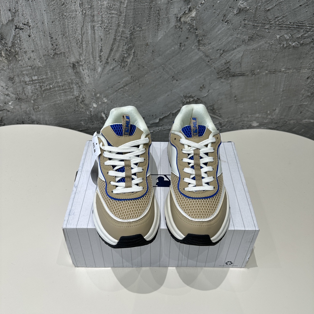 “MLB Online Sports Shoes: Classic, Fashionable, and Versatile for 650 Couples” - 图片 1