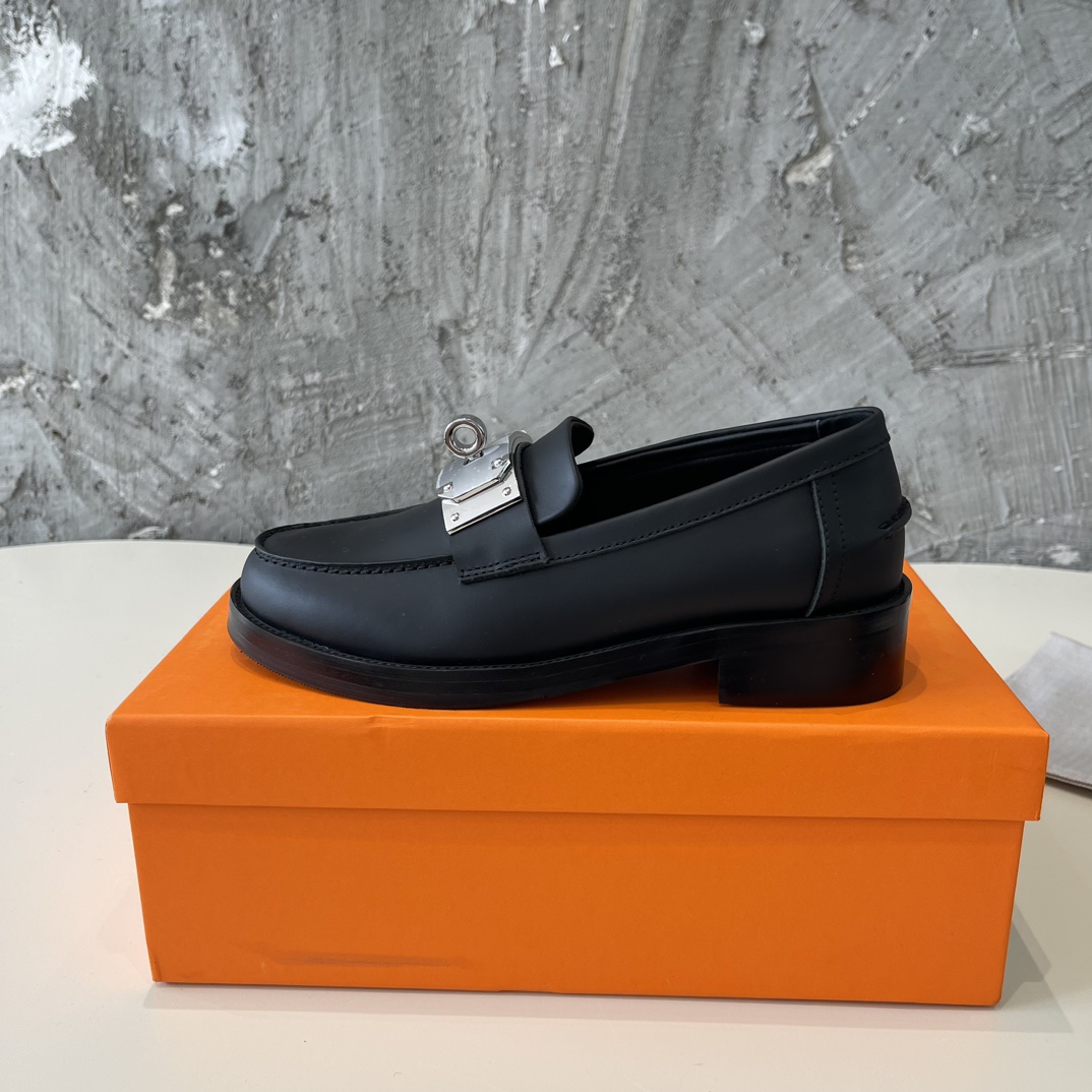 “High-Quality Leather Shoes: Hermes SS24 Collection 2024 – Fook Shoes New Arrival” - 图片 2