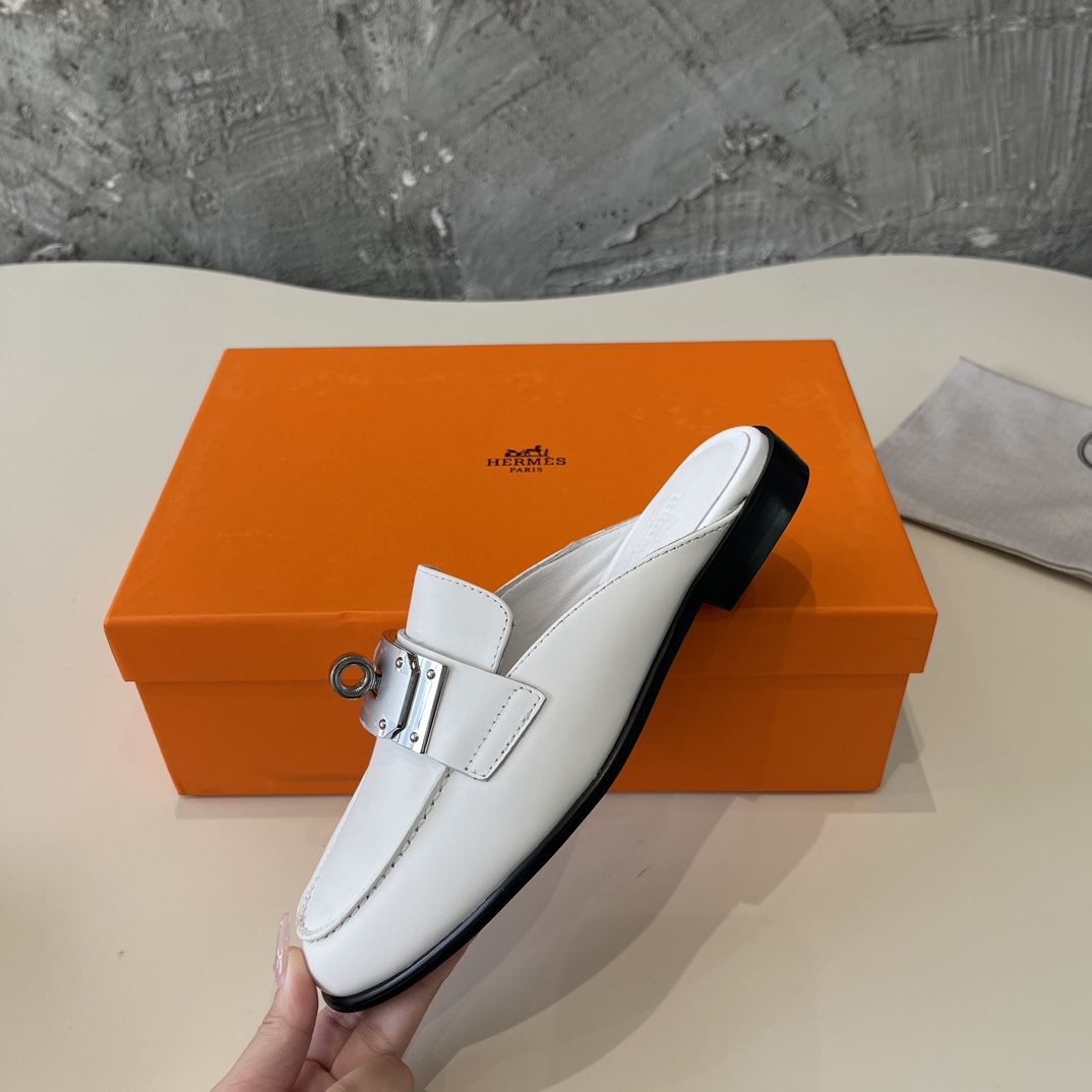 “New Arrival: Hermes SS24 Spring and Summer Shoes with Fine Italian Leather Details” - 图片 8
