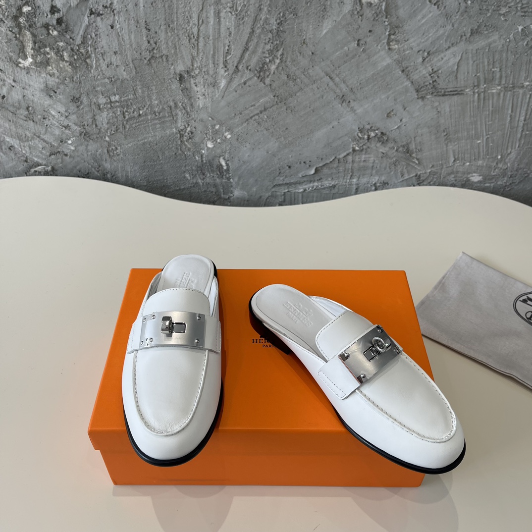 “New Arrival: Hermes SS24 Spring and Summer Shoes with Fine Italian Leather Details” - 图片 6