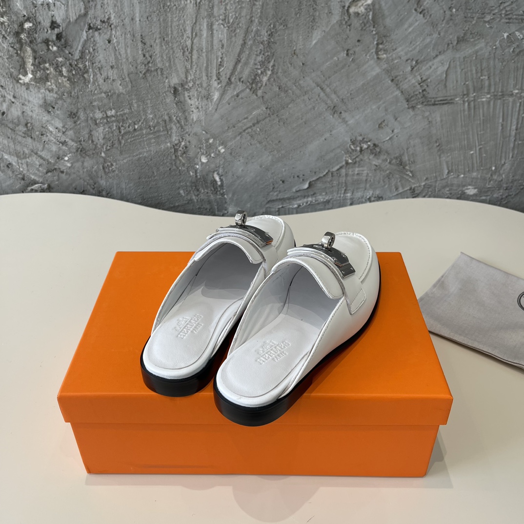 “New Arrival: Hermes SS24 Spring and Summer Shoes with Fine Italian Leather Details” - 图片 3