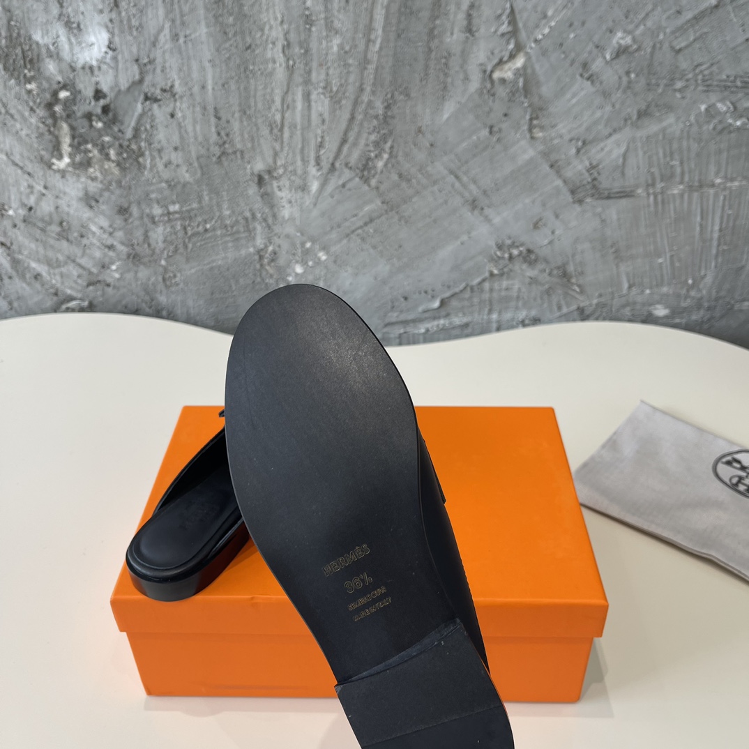 “New Arrival: Hermes SS24 Spring & Summer Shoes with Fine Italian Leather Details” - 图片 9