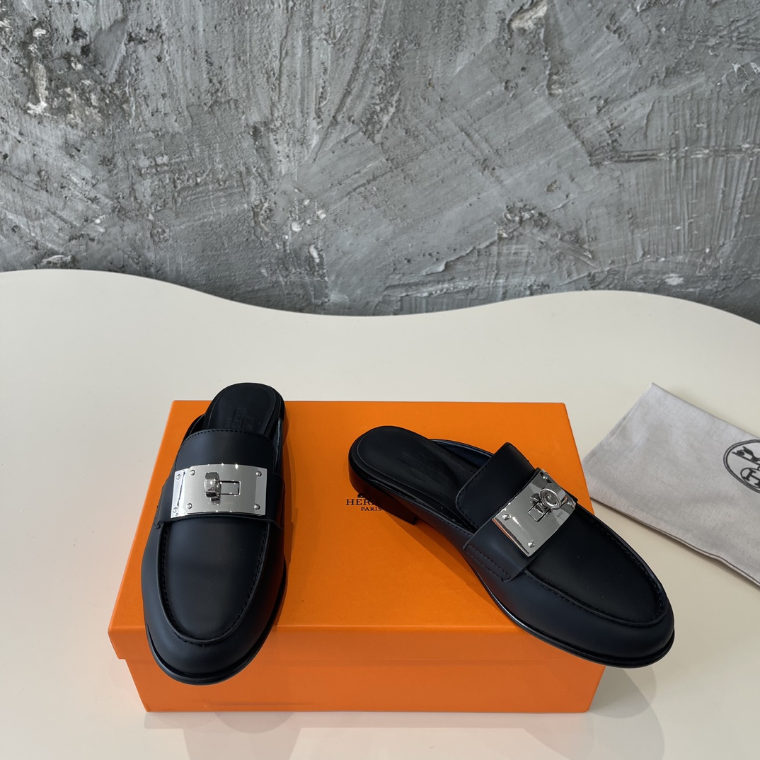 “New Arrival: Hermes SS24 Spring & Summer Shoes with Fine Italian Leather Details” - 图片 6