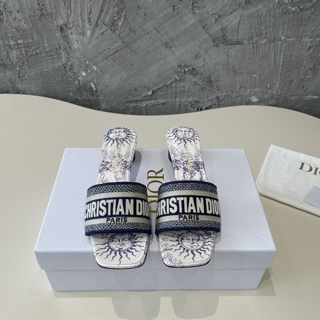 Dior Shoes Slippers Online From China Designer
 Embroidery Spring Collection