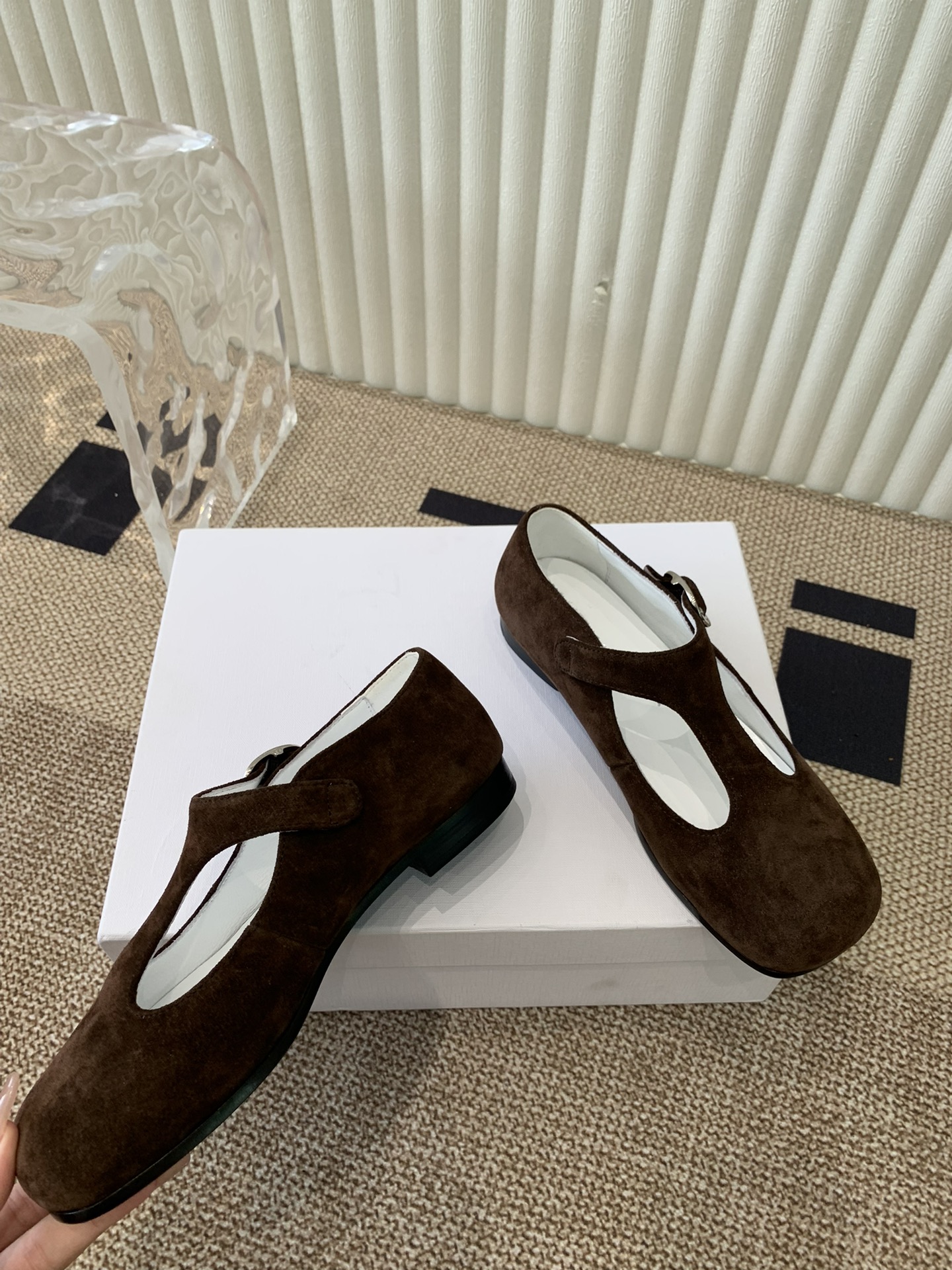 Tory Burch Ballet Shoes: 609 Pounds of Sheepskin Luxury - 图片 6