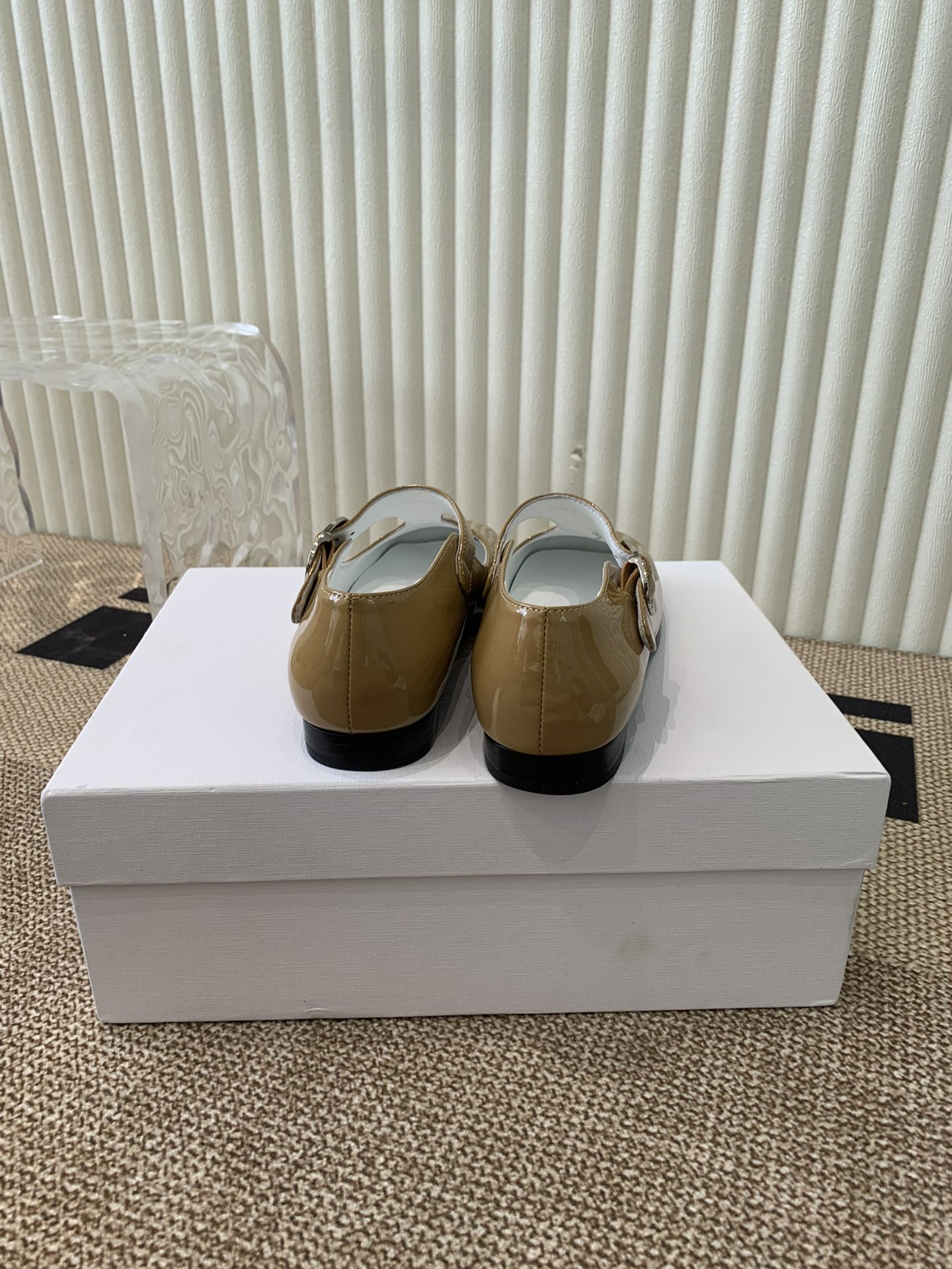 “Premium Tory Murch Ballet Shoes in Sheepskin, 609 Pounds” - 图片 4