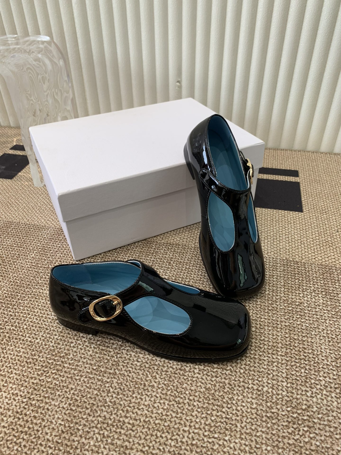 “Premium Tory Burg24 Ballet Shoes: Sheepskin Fabric, Real Skins, Code 35-40” - 图片 3