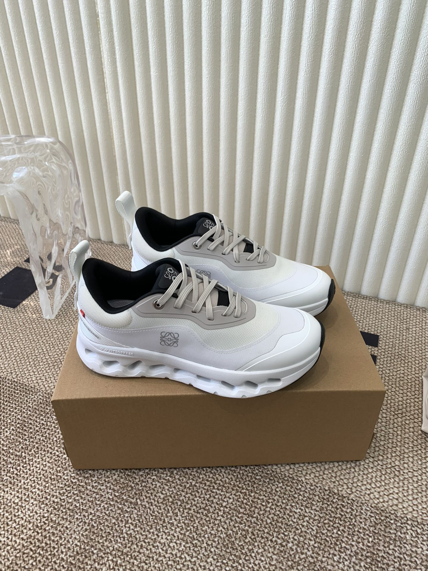 Loewe x On Cloudtilt 2.0 White Running Shoes Couples Sneakers 2 i1721231575 6229 1