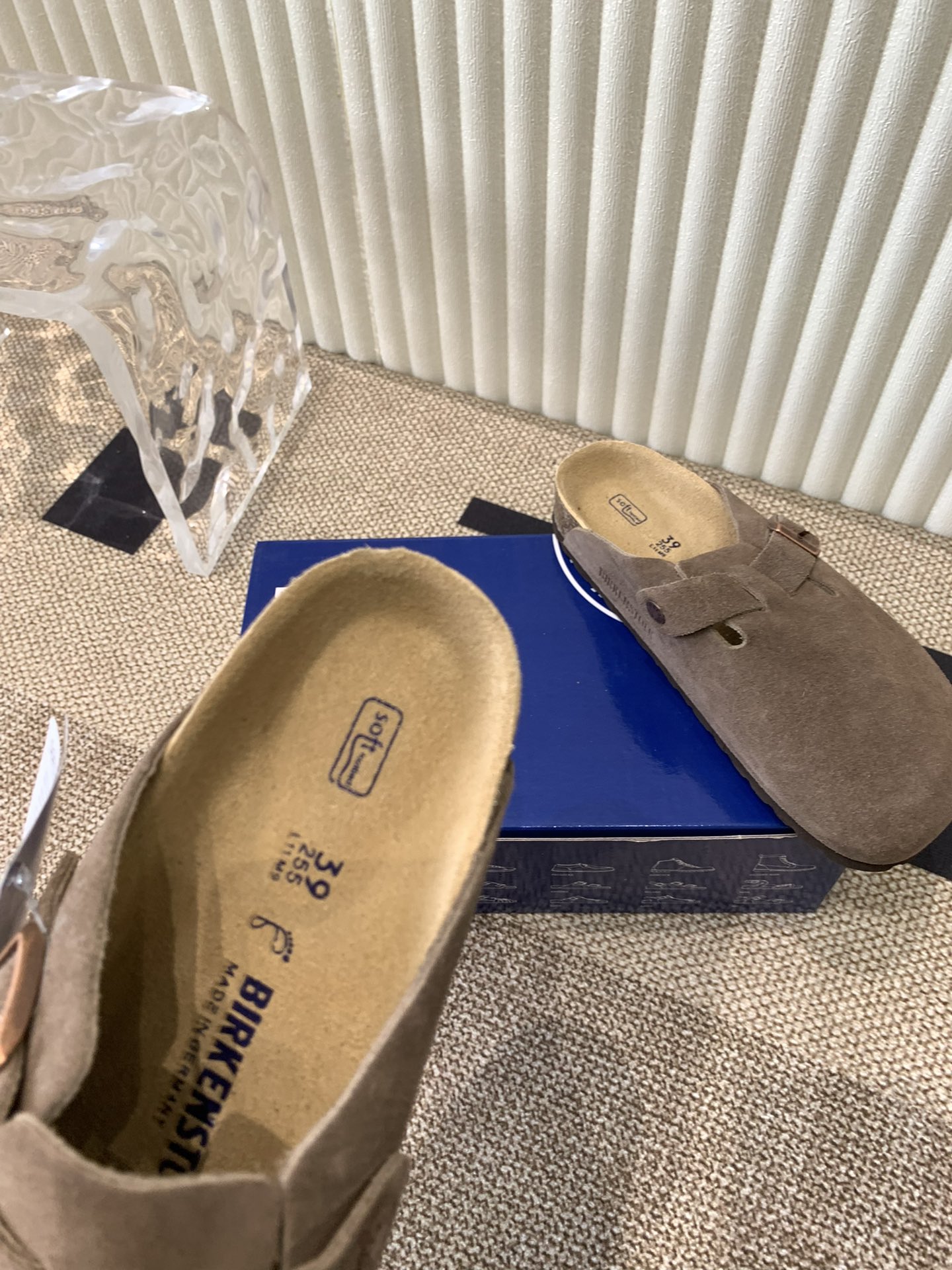 Unisex Birkenstock Boston Clogs - Comfortable Suede Mules and Slides 8 i1721555819 7759 1