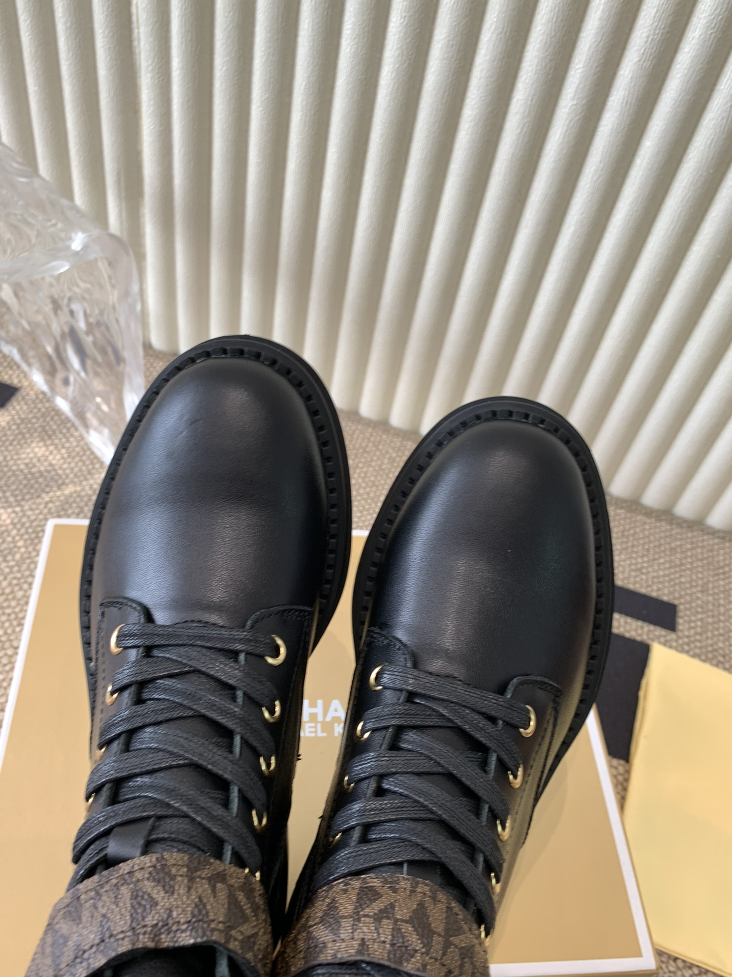 Michael Kors 2024 Martin Boots: Cow & Air-Fruit Skin, Rubber Sole, Size 35-41 - 图片 7