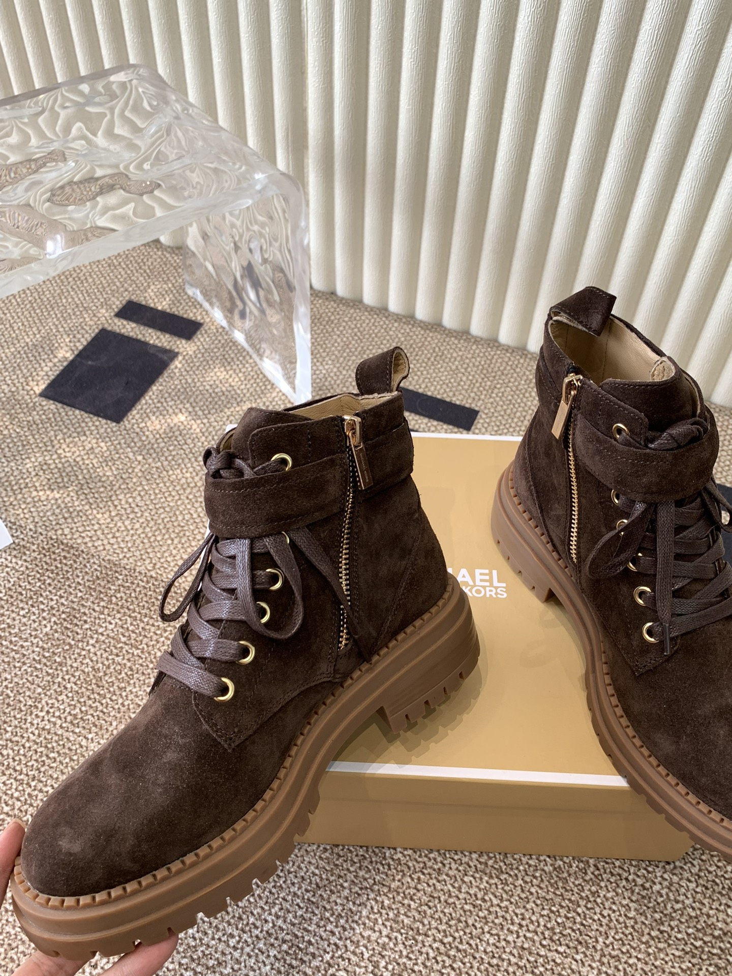 Michael Kors 2024 Martin Boots: Premium Leather, Slip-Proof Sole, Various Sizes. - 图片 6