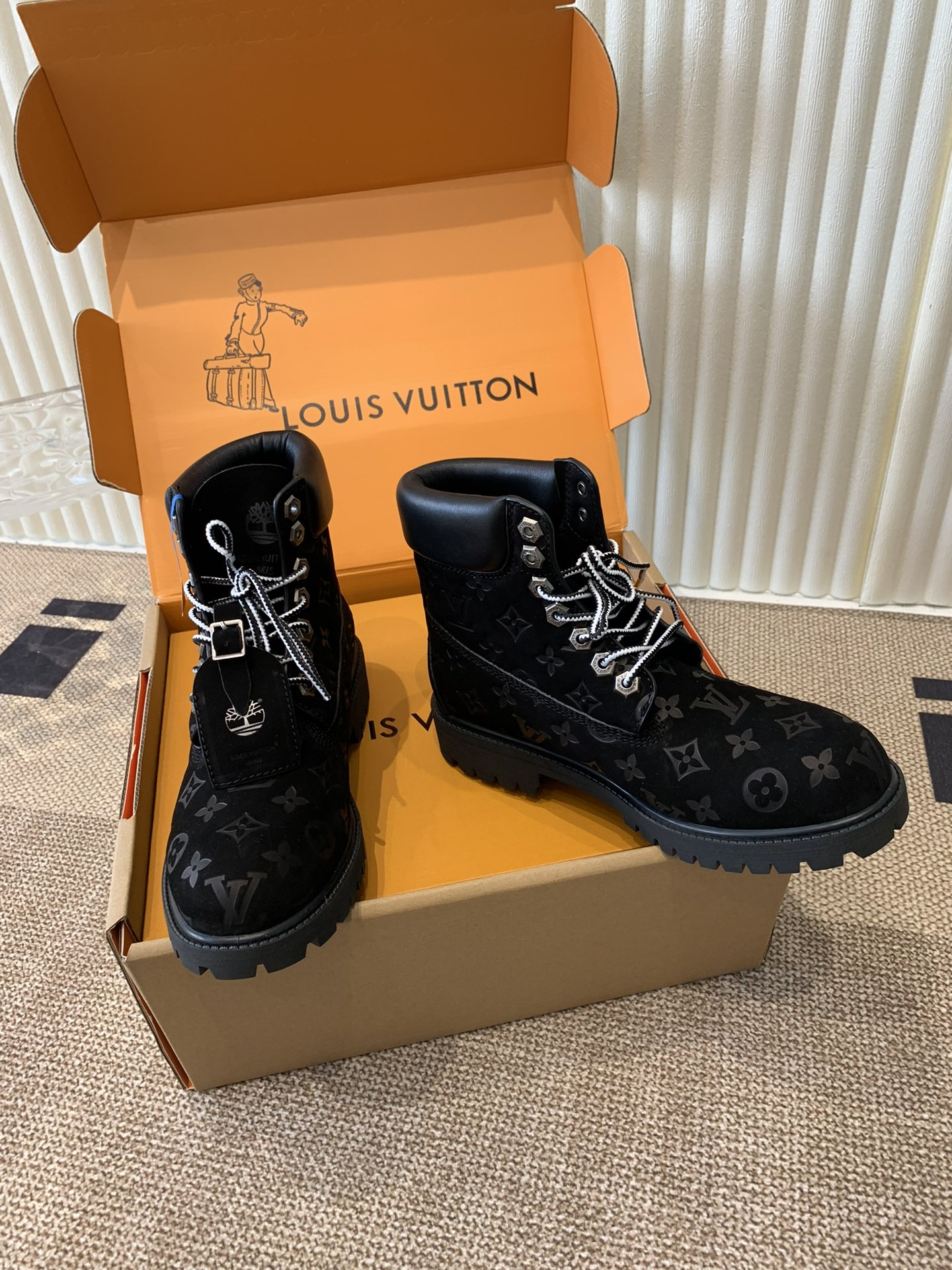 LV x Timbertanc Yellow Boots: Top Edition with Monogram Cow Leather and Italian Craftsmanship - 图片 7