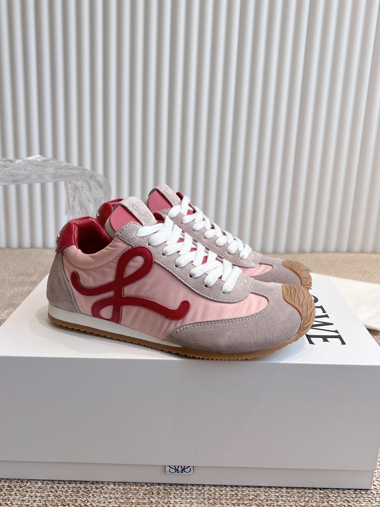 Loewe Balletrunner Sneakers - Stylish Leather & Fabric Ballet Shoes 2 i1733154734 5066 2