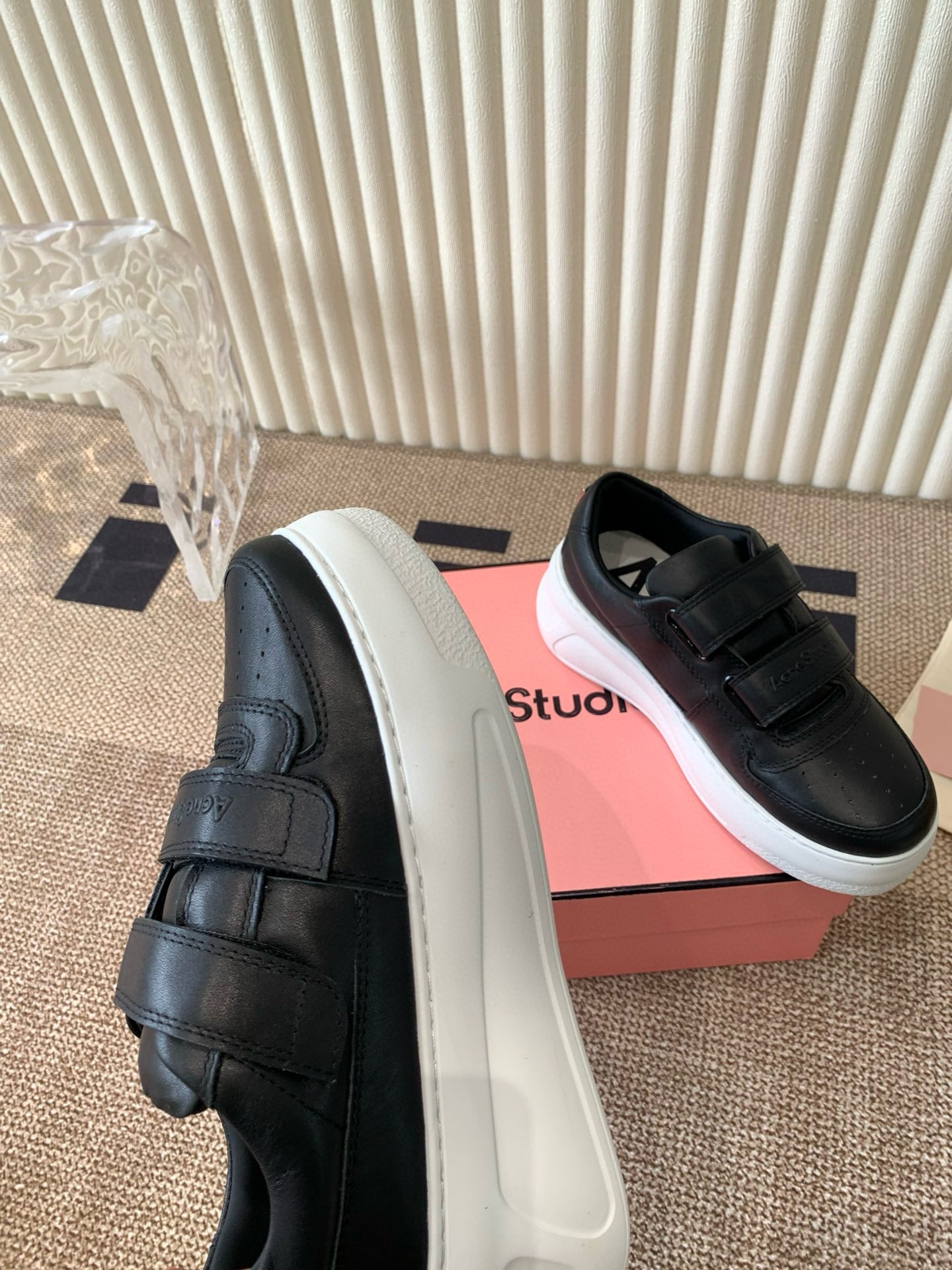 Dior Studios ‼ 24ss 最新厚底休闲魔术贴笑脸小白鞋‼