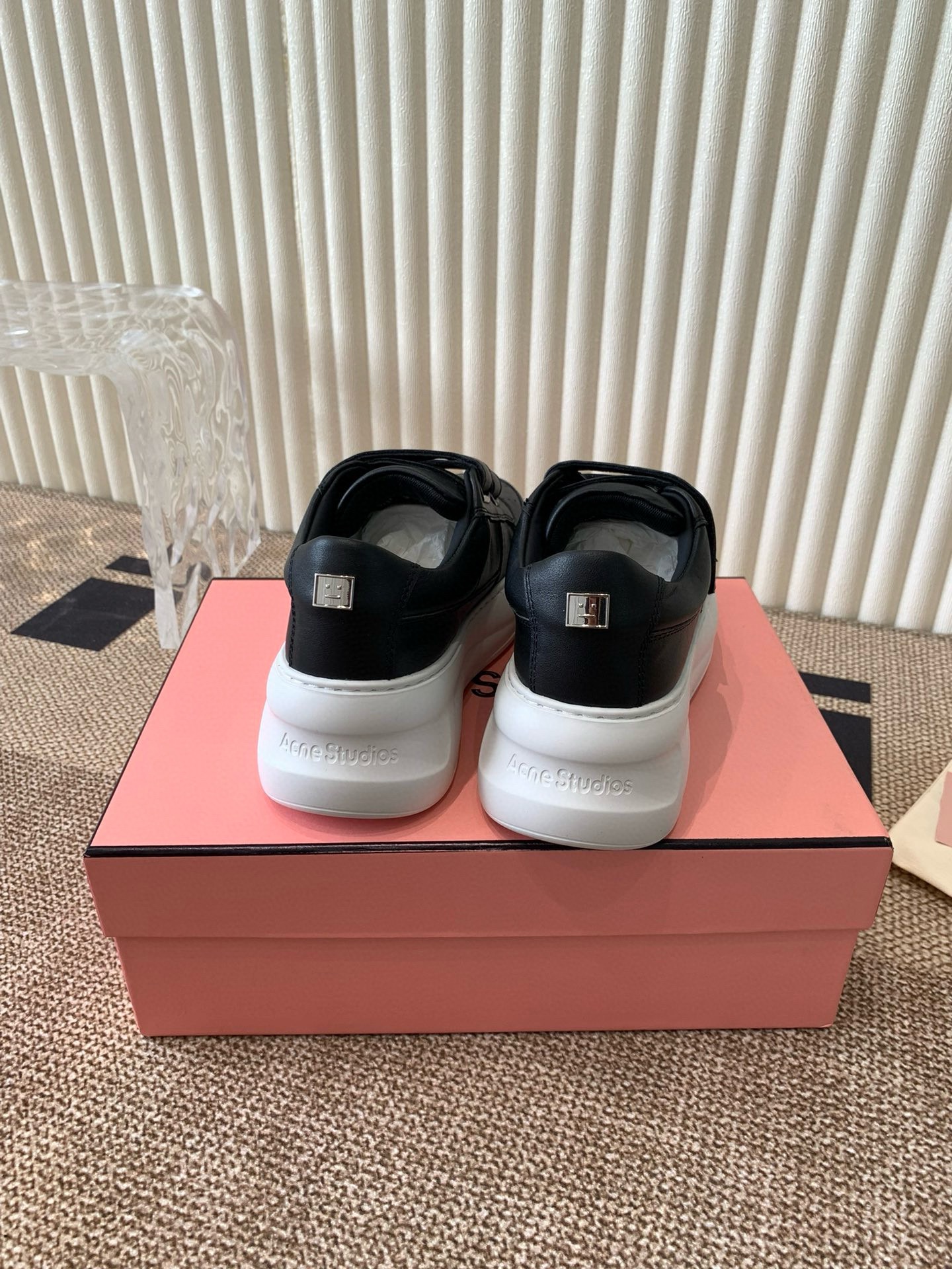 Dior Studios ‼ 24ss 最新厚底休闲魔术贴笑脸小白鞋‼