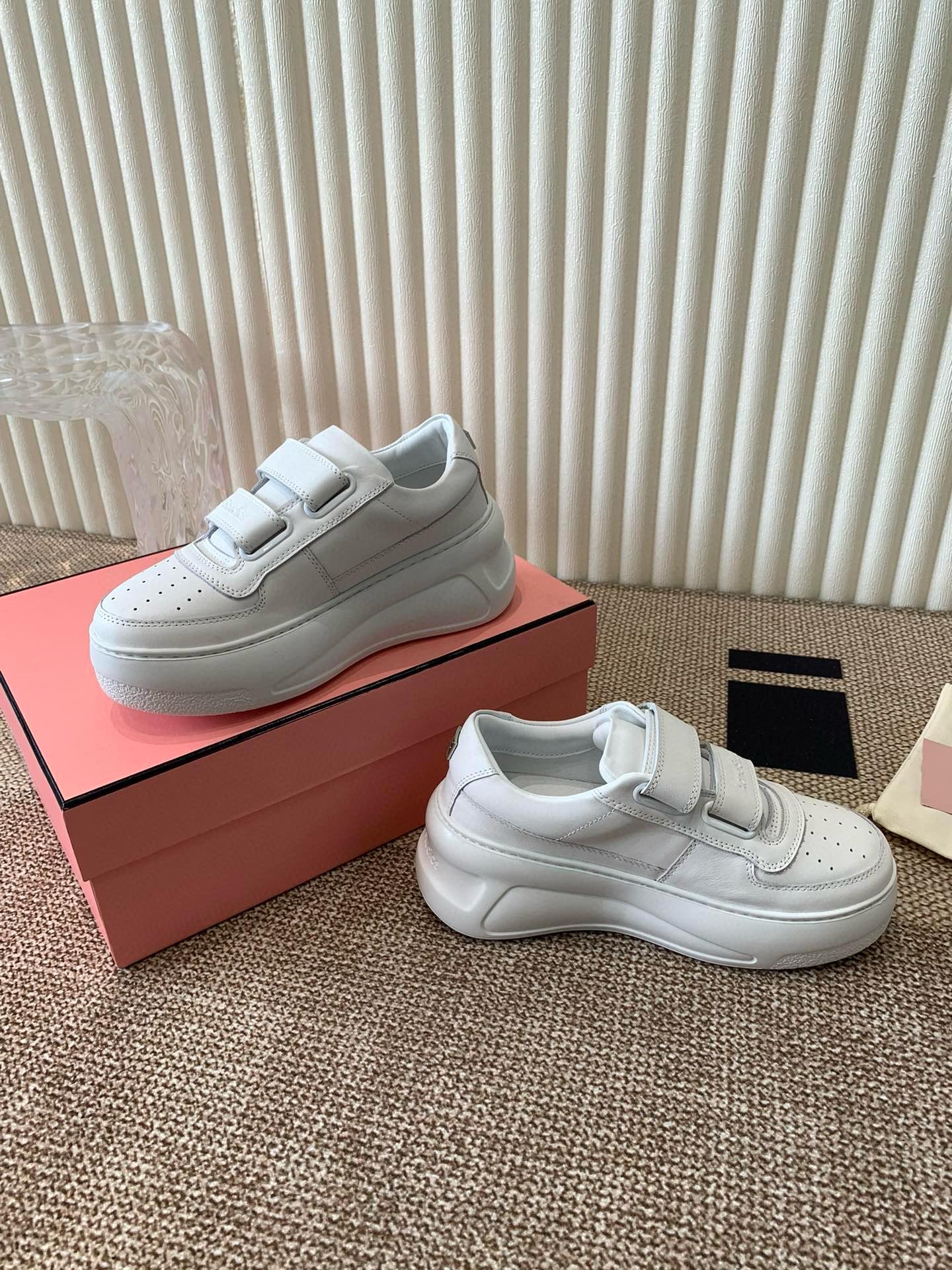 Dior Studios ‼ 24ss 最新厚底休闲魔术贴笑脸小白鞋‼