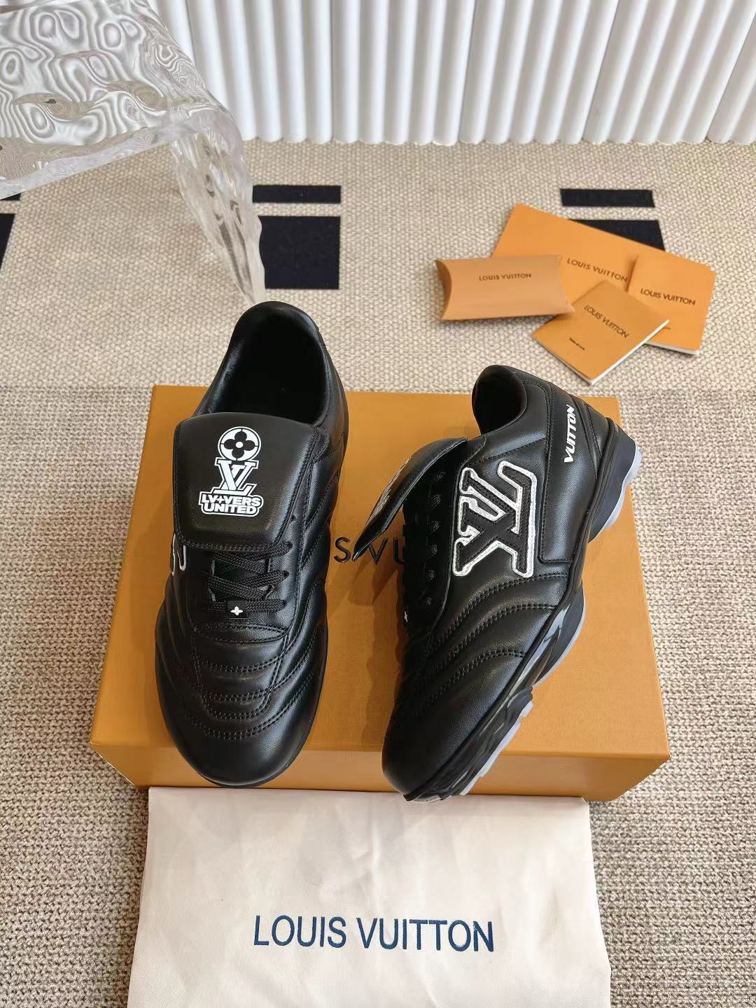 Louis Vuitton LV FOOTPRINT SOCCER 运动鞋足球鞋‼