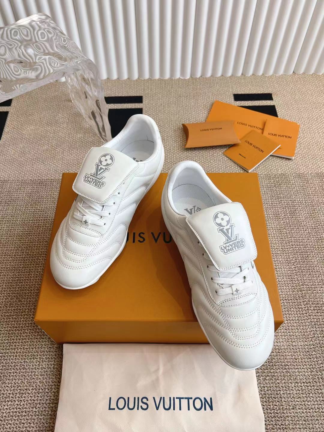 Louis Vuitton LV FOOTPRINT SOCCER 运动鞋足球鞋‼