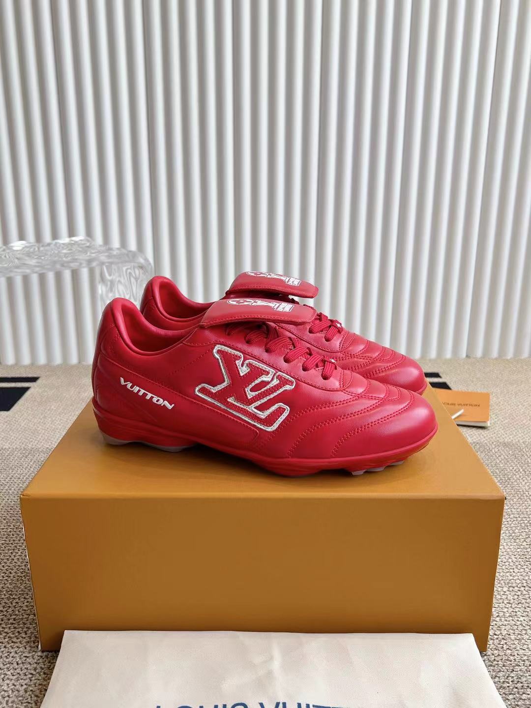 Louis Vuitton LV FOOTPRINT SOCCER 运动鞋足球鞋‼