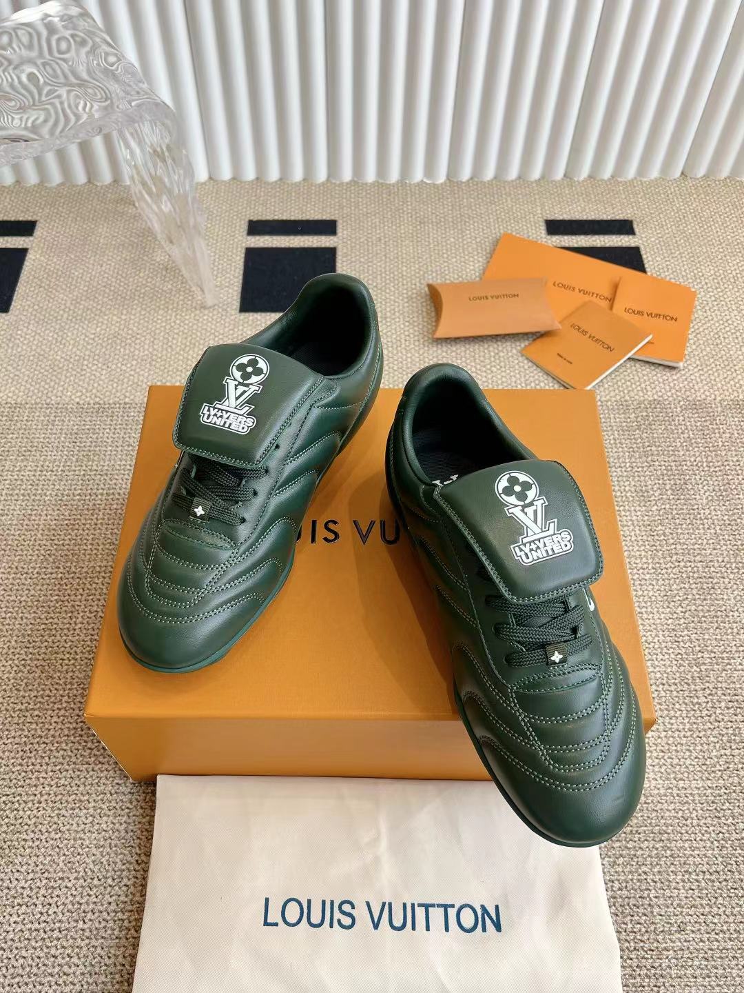 Louis Vuitton LV FOOTPRINT SOCCER 运动鞋足球鞋‼