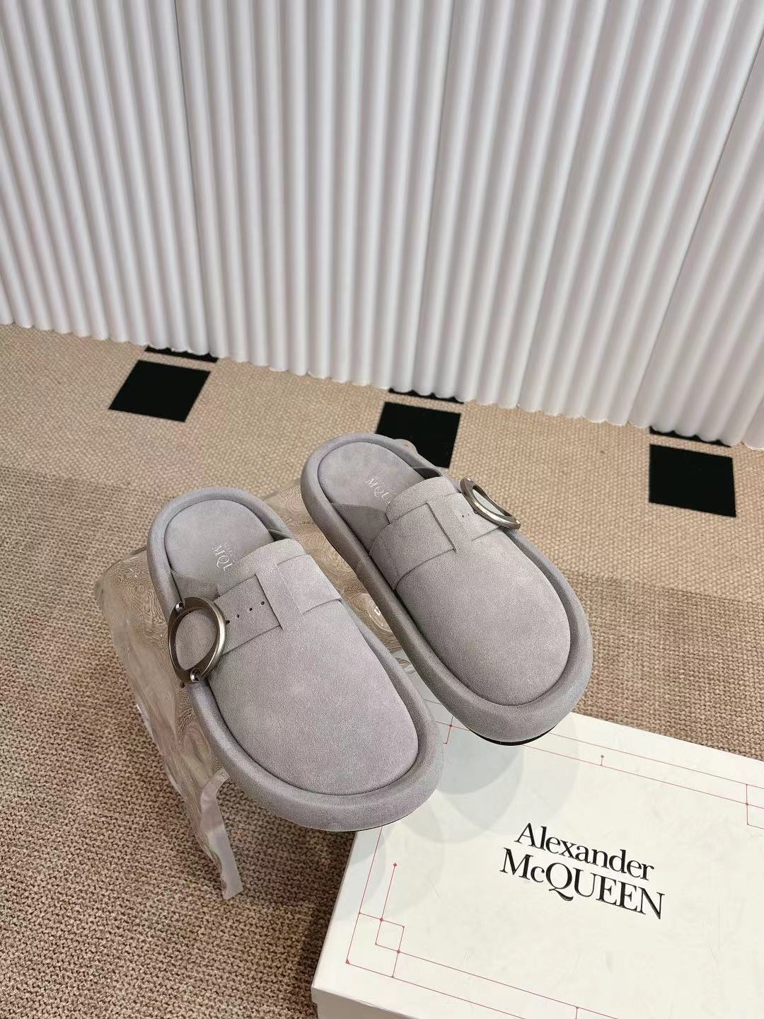 Alexander McQueen 女340 大头包头拖 勃肯拖‼ ‼